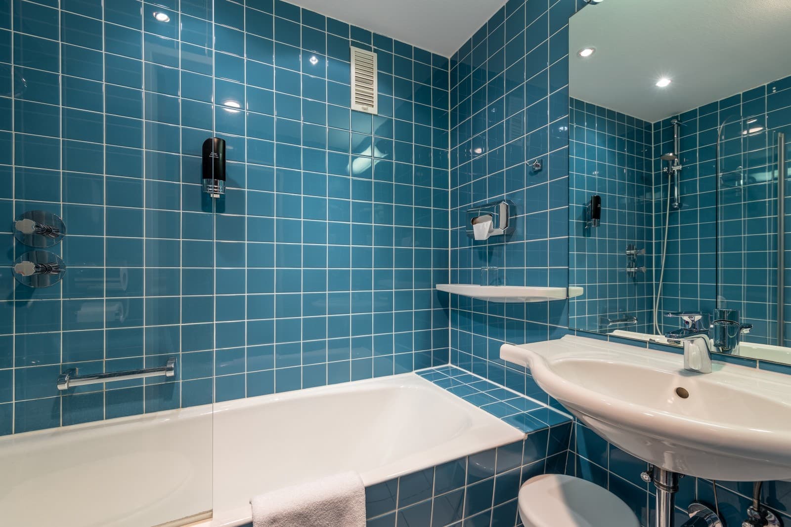 Trip Inn Hotel Esplanade Ansicht 9