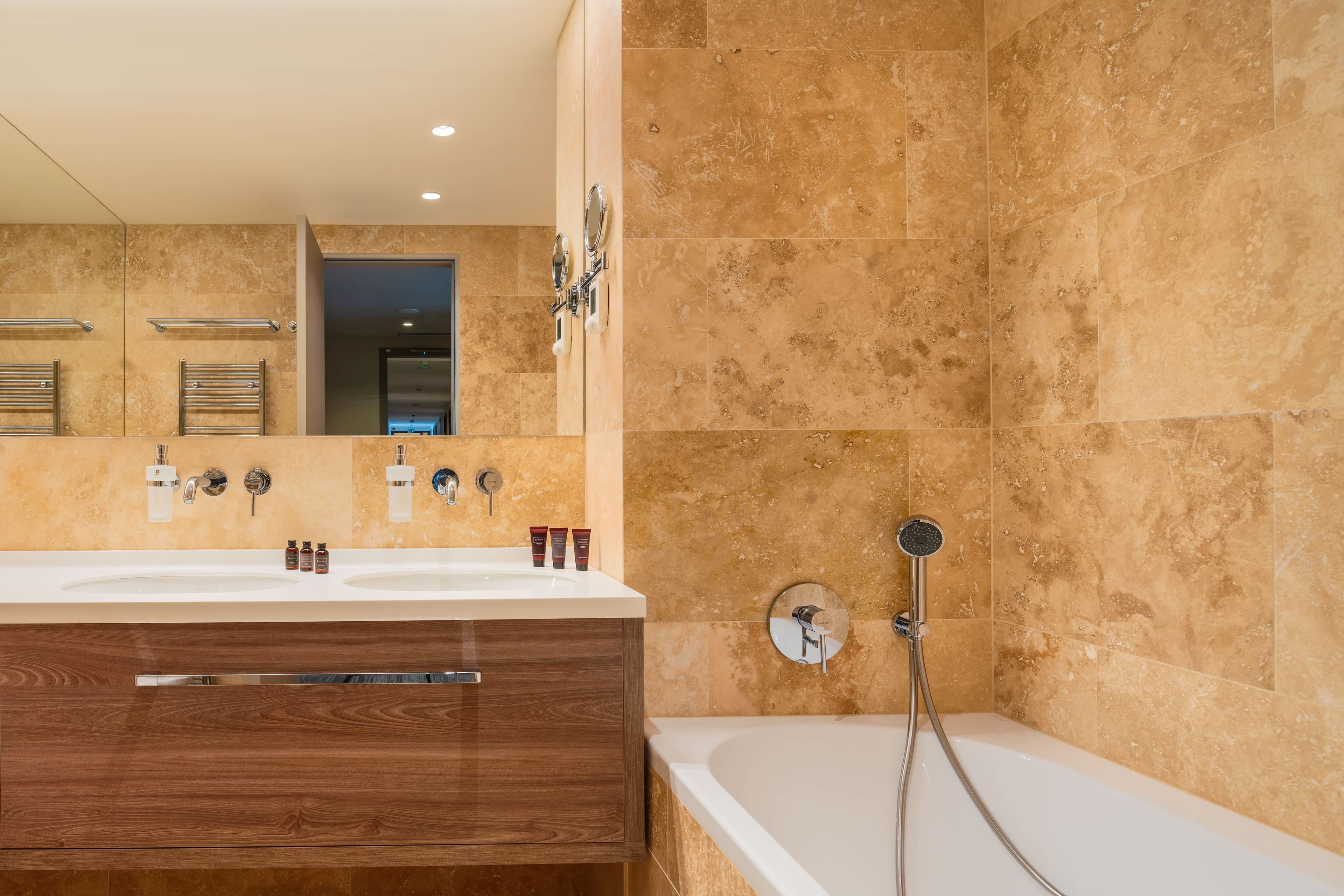 Hotel CUBE Prague Ansicht 6