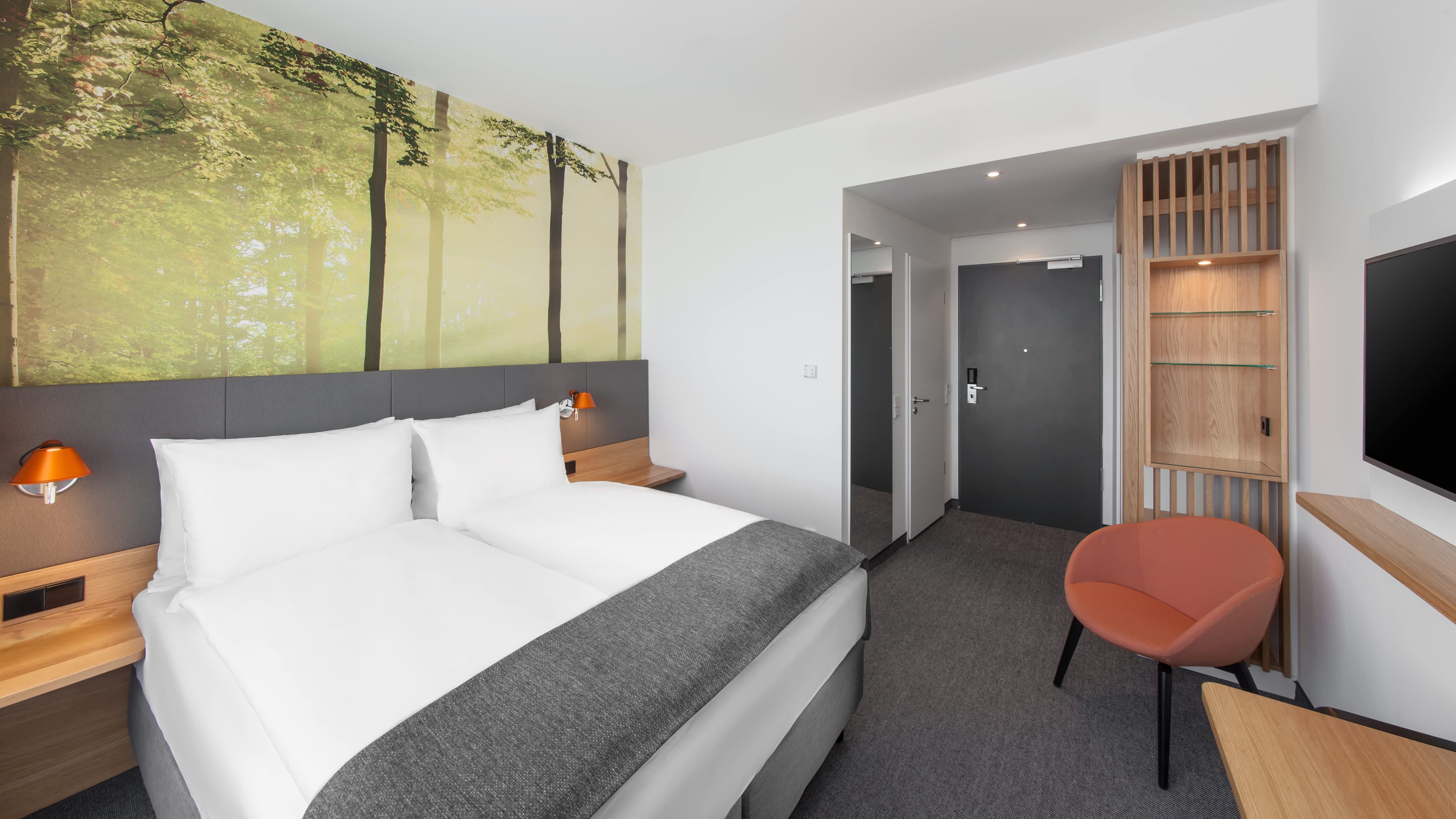 Holiday Inn München - Leuchtenbergring Ansicht 3