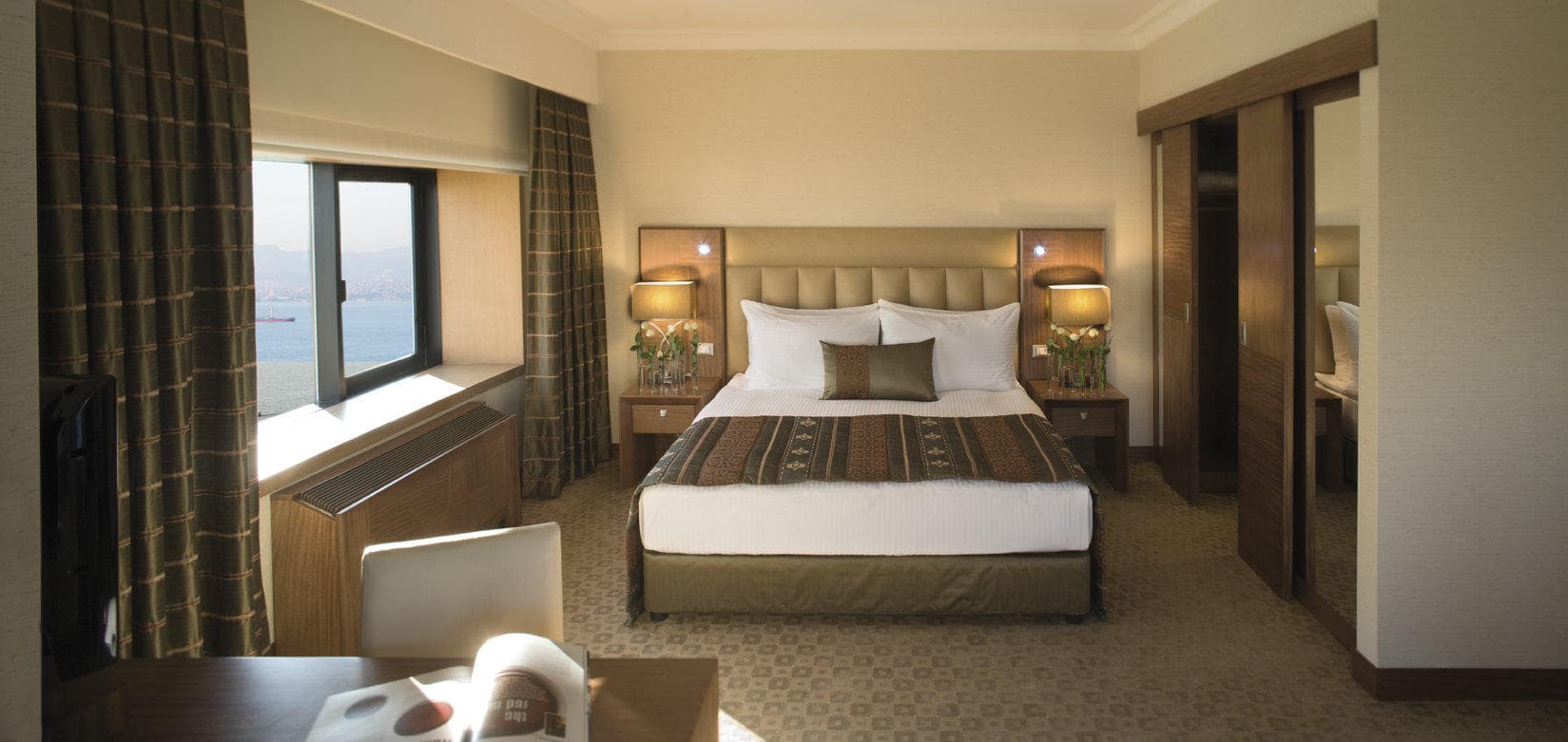 Mövenpick Hotel Izmir Ansicht 5
