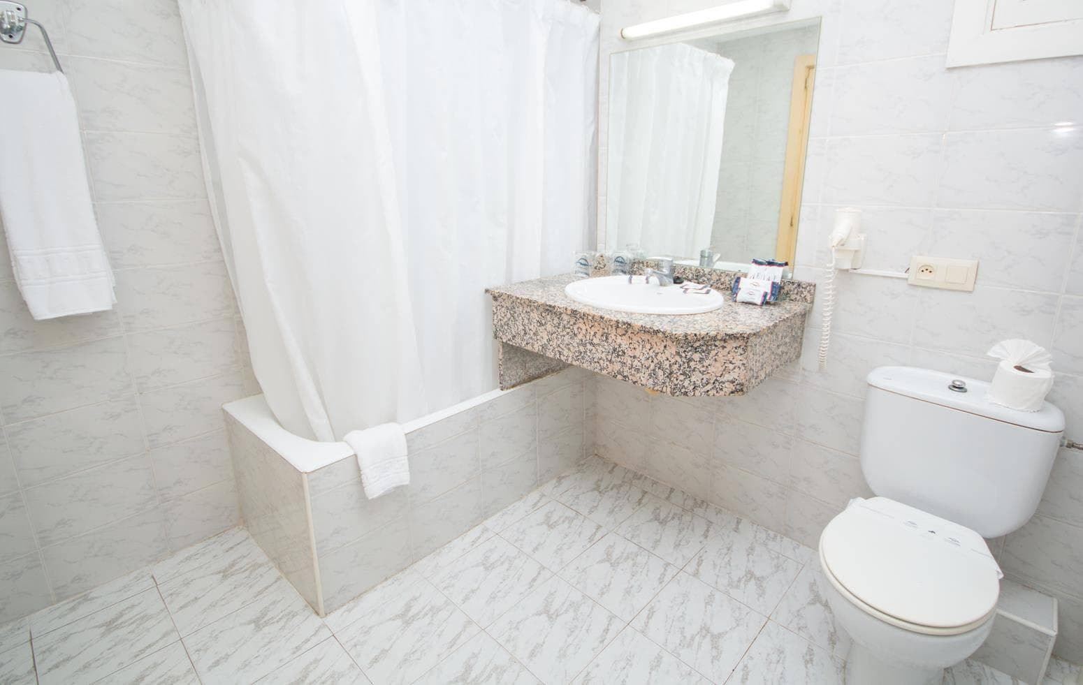 Hotel Amic Miraflores Ansicht 6