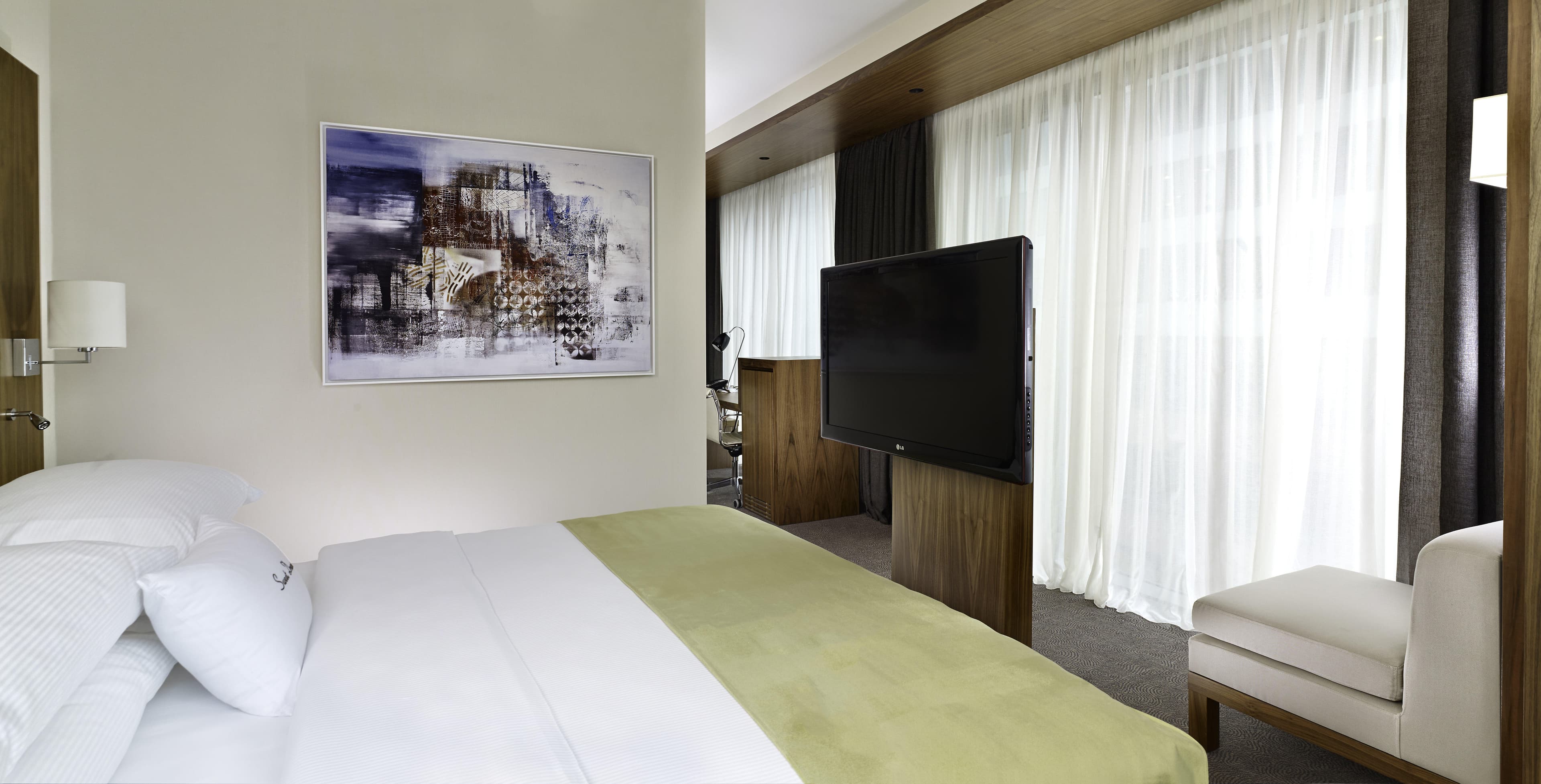 DoubleTree by Hilton Zagreb Ansicht 3