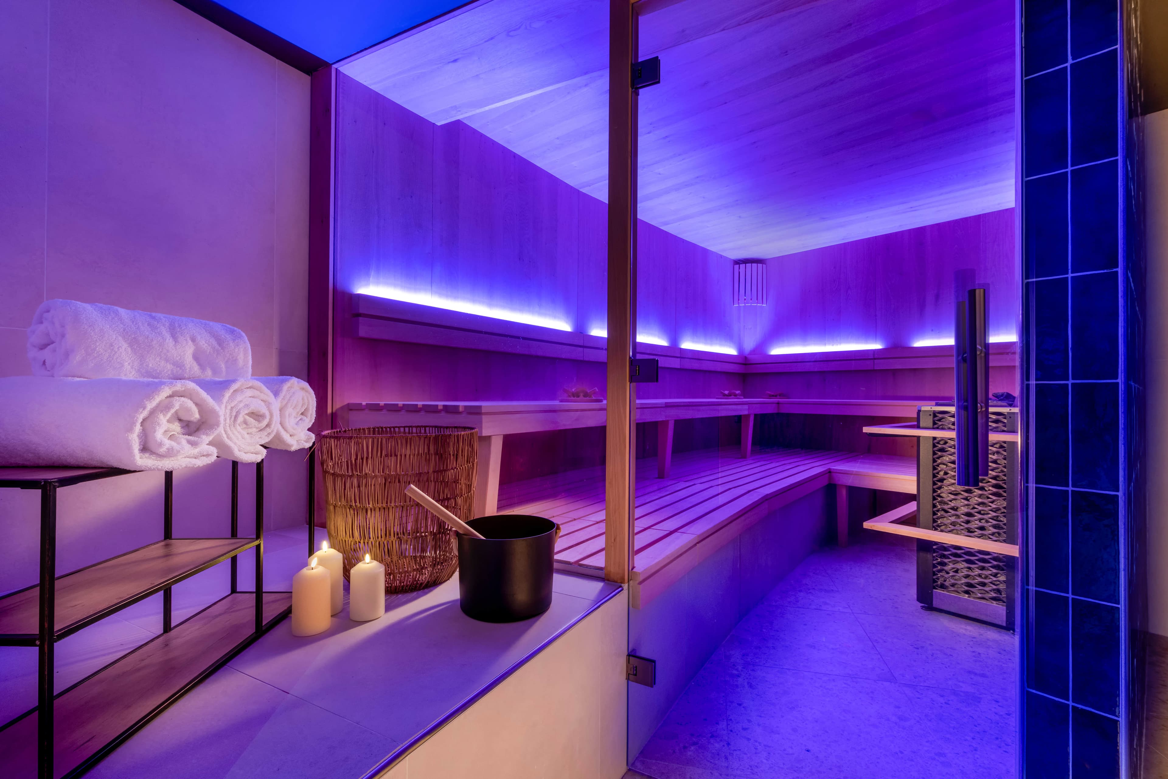 Wasserturm Hotel Cologne, Curio Collection by Hilton Ansicht 8