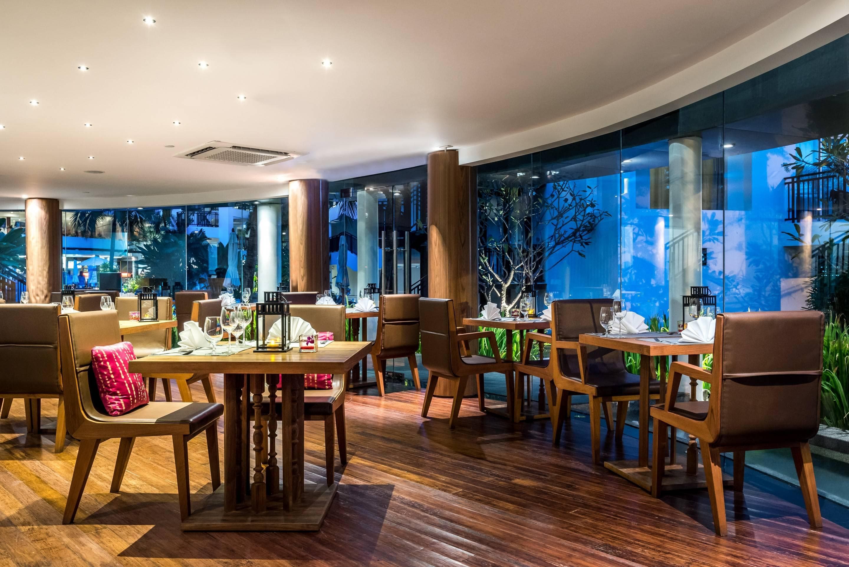 Novotel Phuket Karon Beach Resort & Spa Ansicht 8