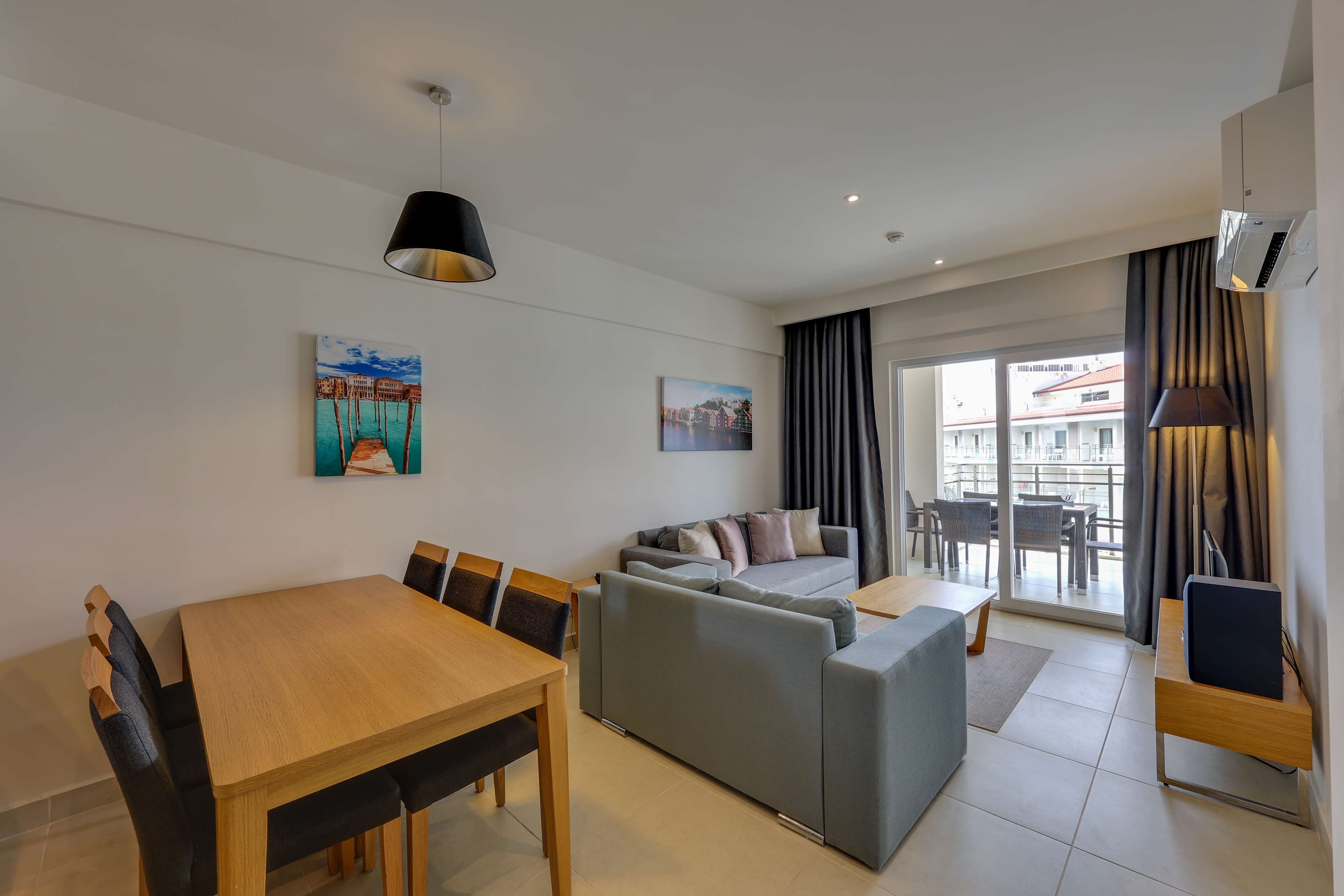 Ramada Hotel & Suites by Wyndham Kusadasi Ansicht 5