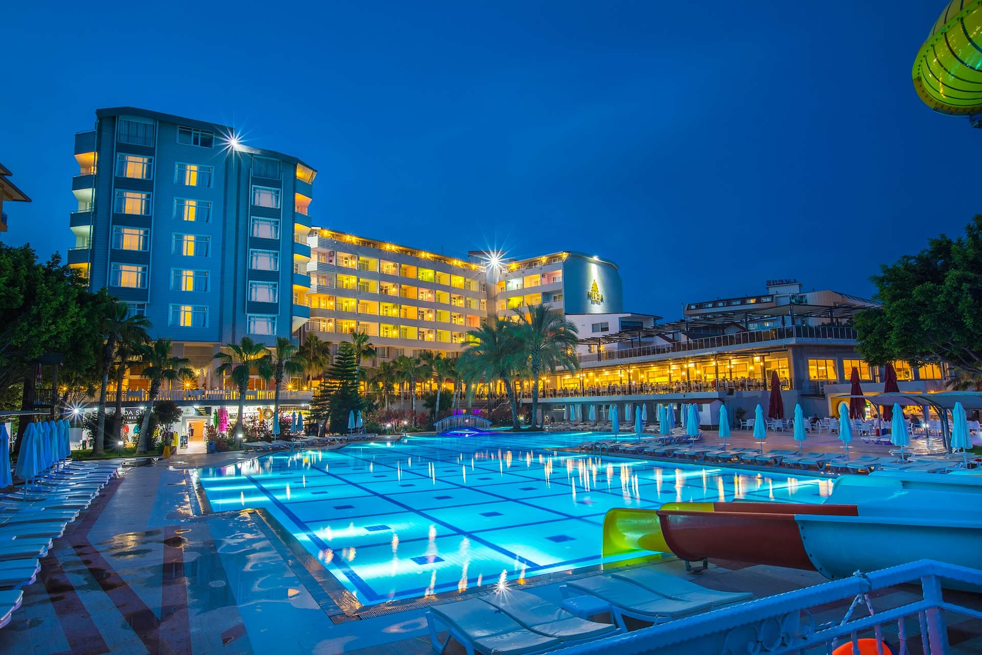 Mira Meridia Beach Hotel Ansicht 2