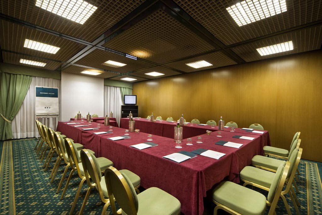 UNAHOTELS Century Milano Ansicht 3