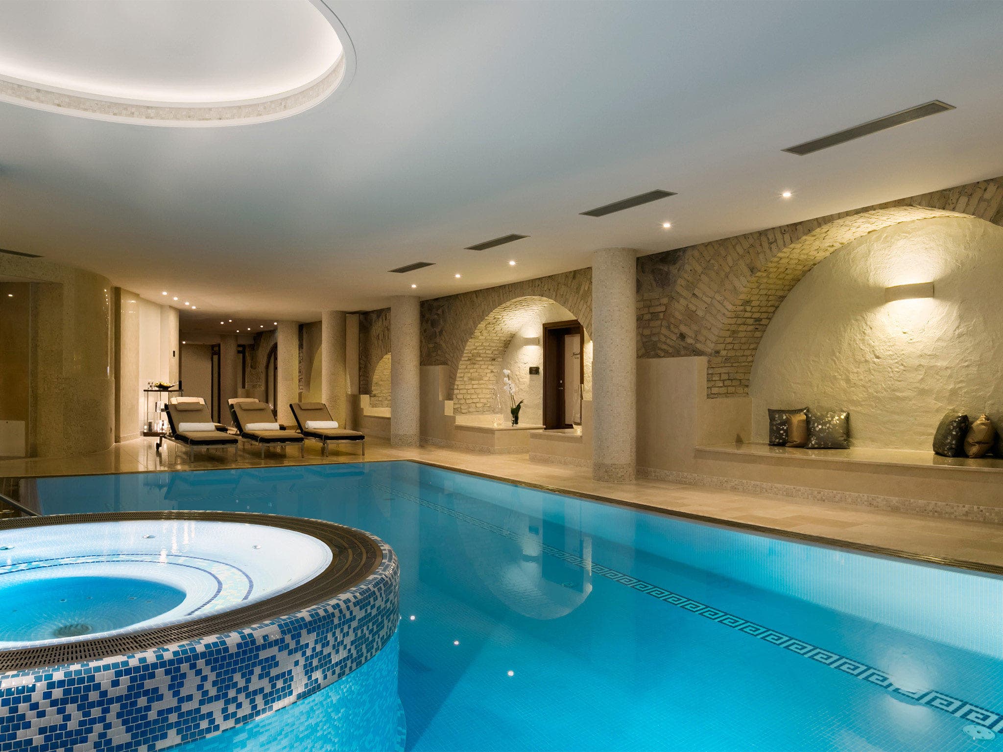 Hotel Kempinski Cathedral Square Ansicht 10