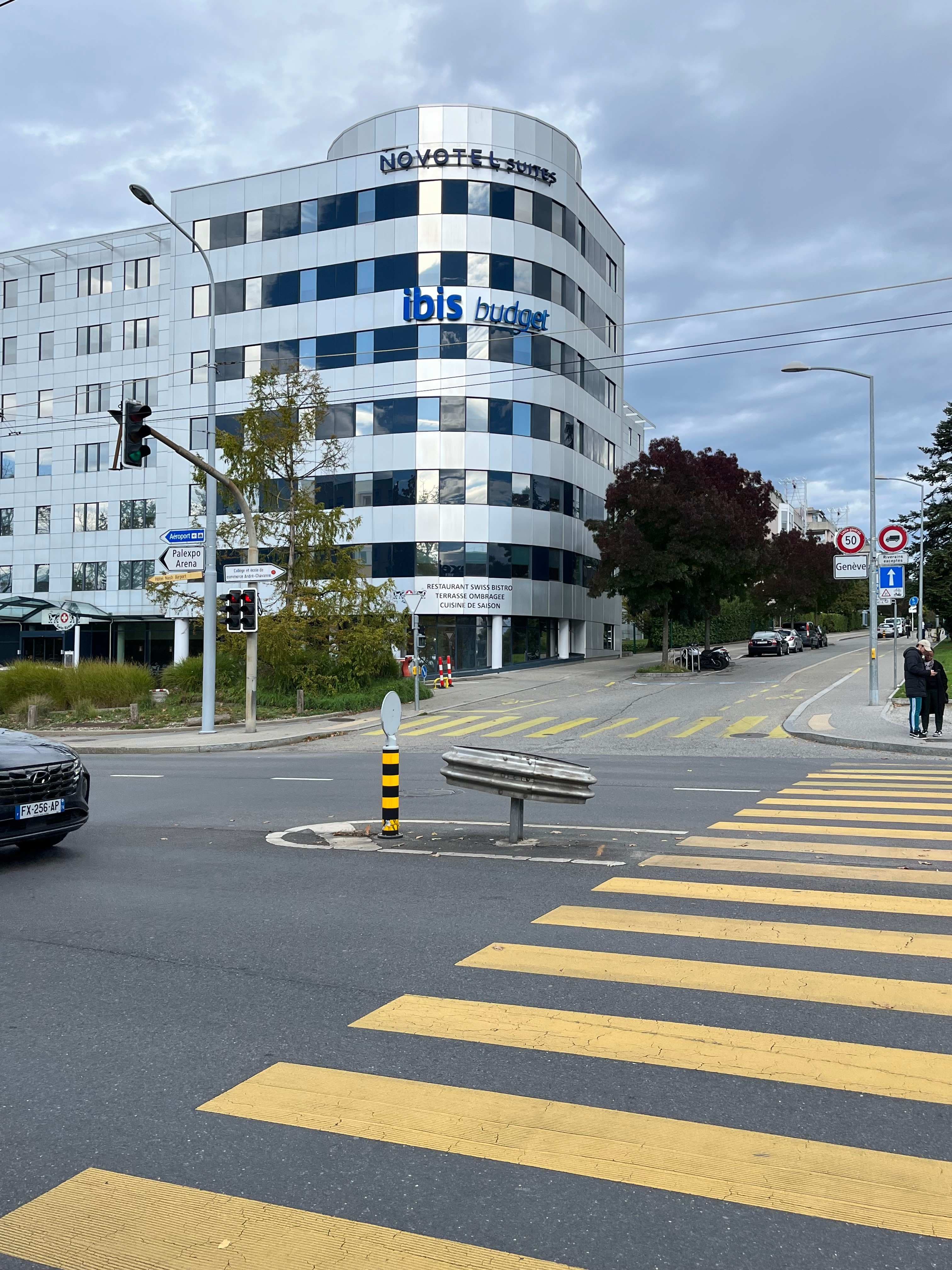 Novotel Suites Geneve Aeroport Ansicht 2