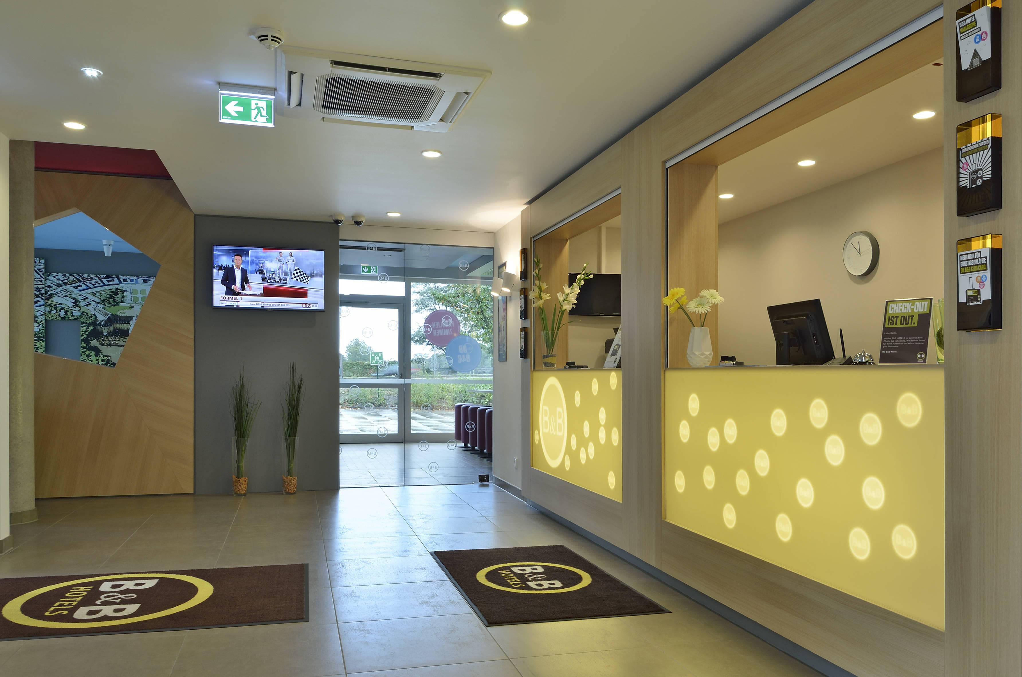 B&B Hotel Karlsruhe Ansicht 9