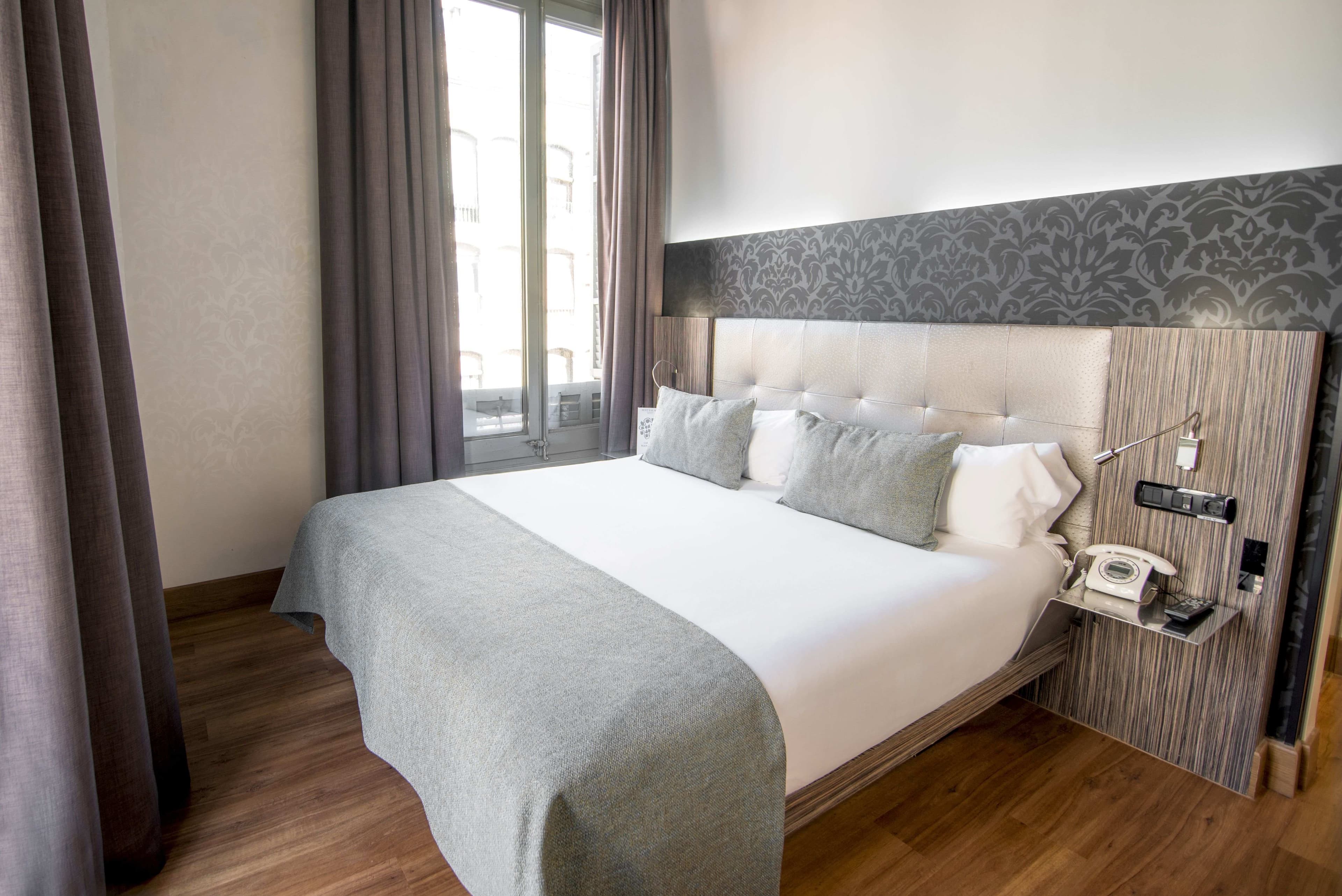 Hotel Petit Palace Museum Ansicht 7