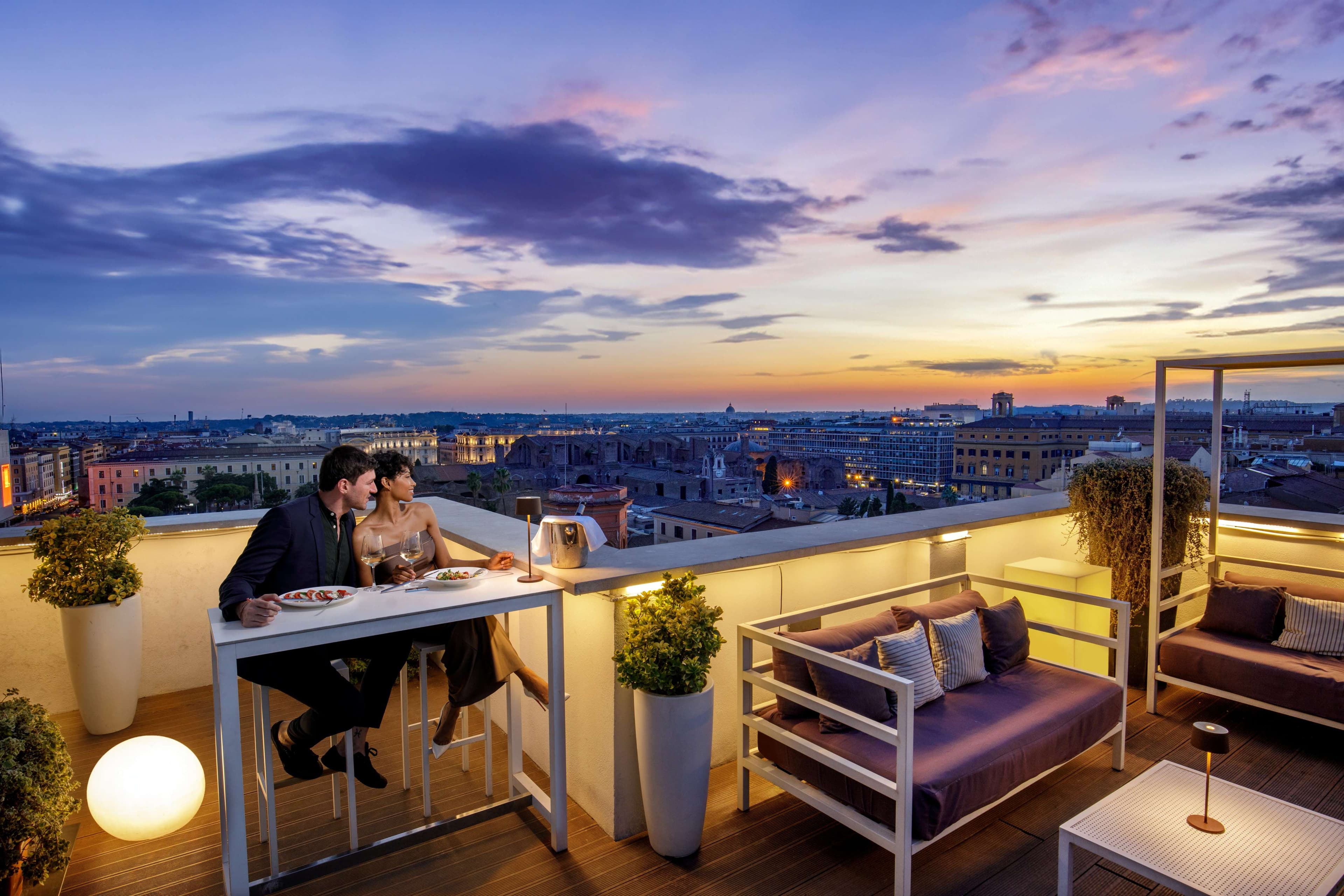 The Independent Hotel Ansicht 9