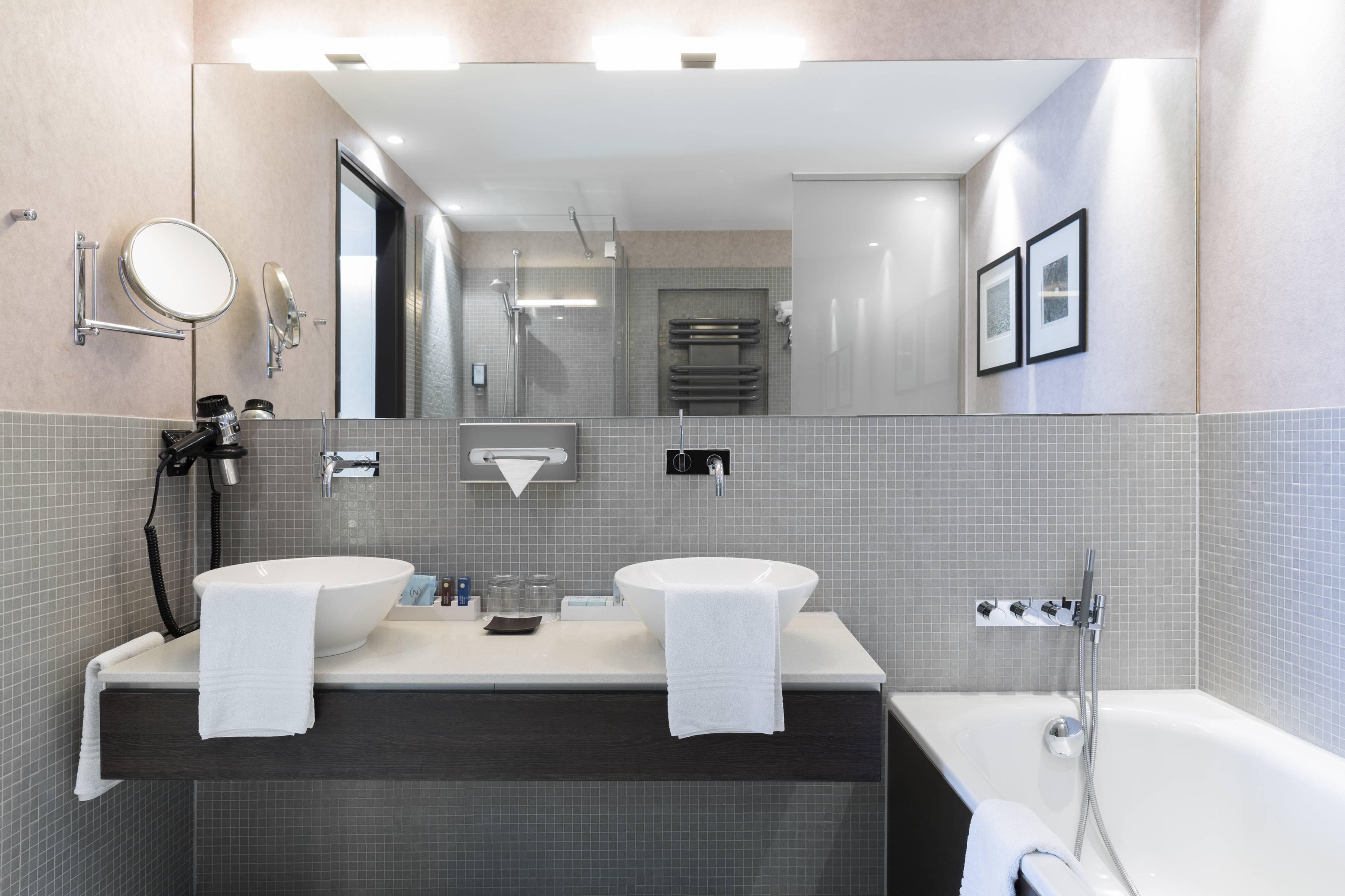 Hotel Novotel Karlsruhe City Ansicht 7