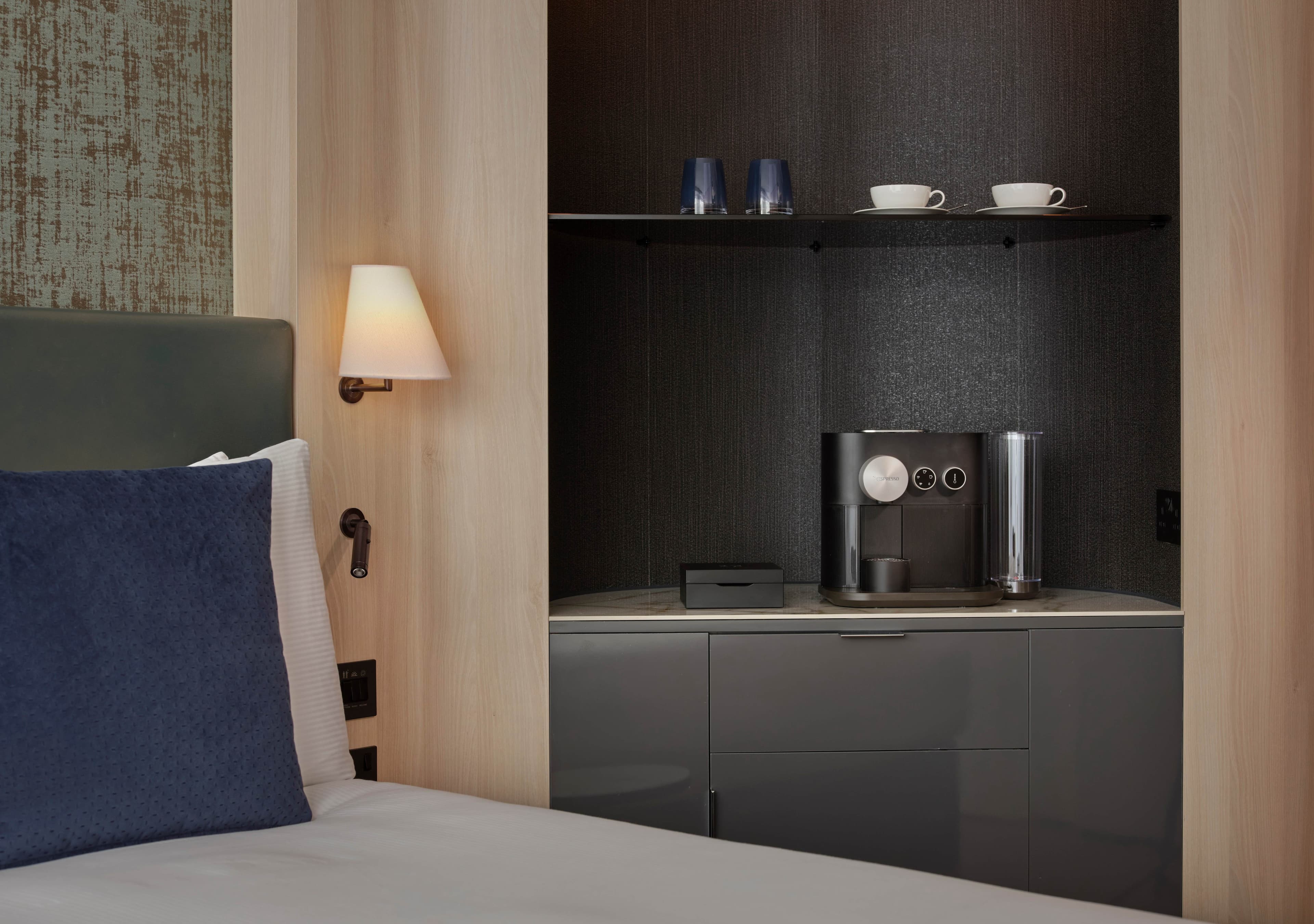 The Westminster London, Curio Collection by Hilton