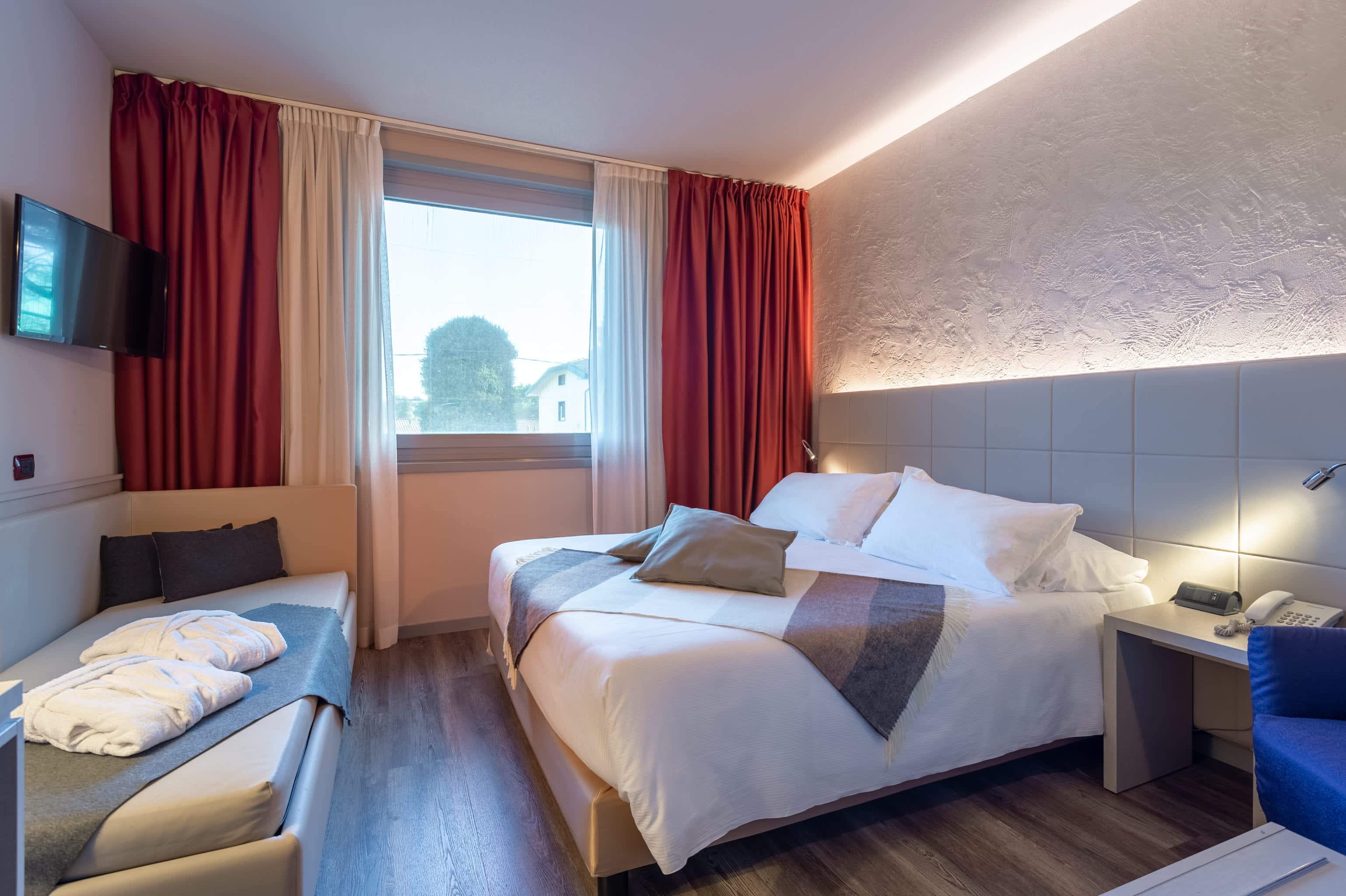 First Hotel Malpensa Ansicht 3