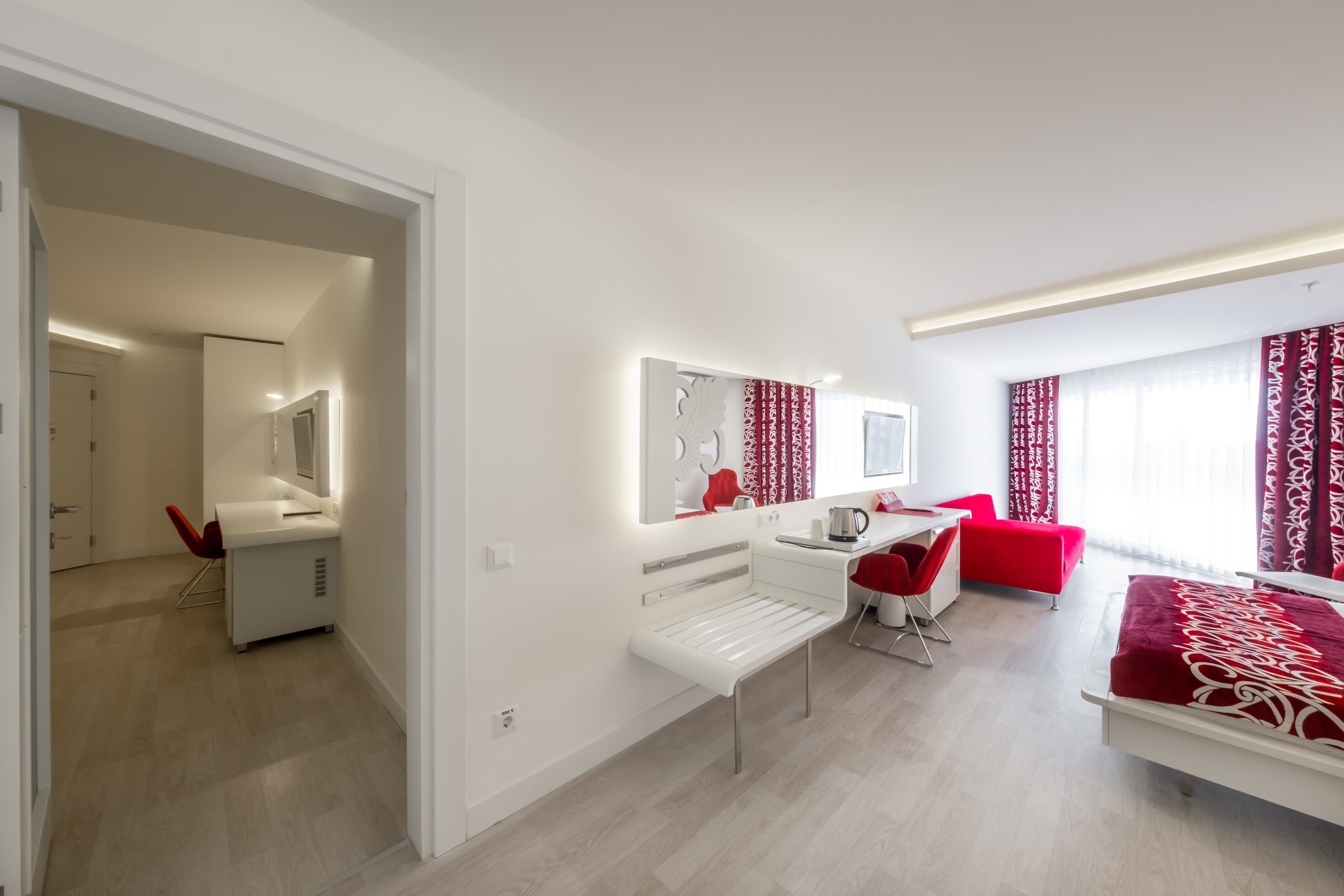 Laguna Beach Alya Resort & Spa Hotel Ansicht 5