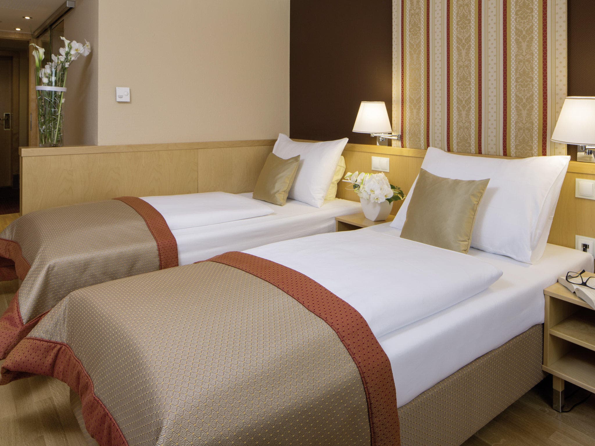 Austria Trend Hotel Ananas Ansicht 4