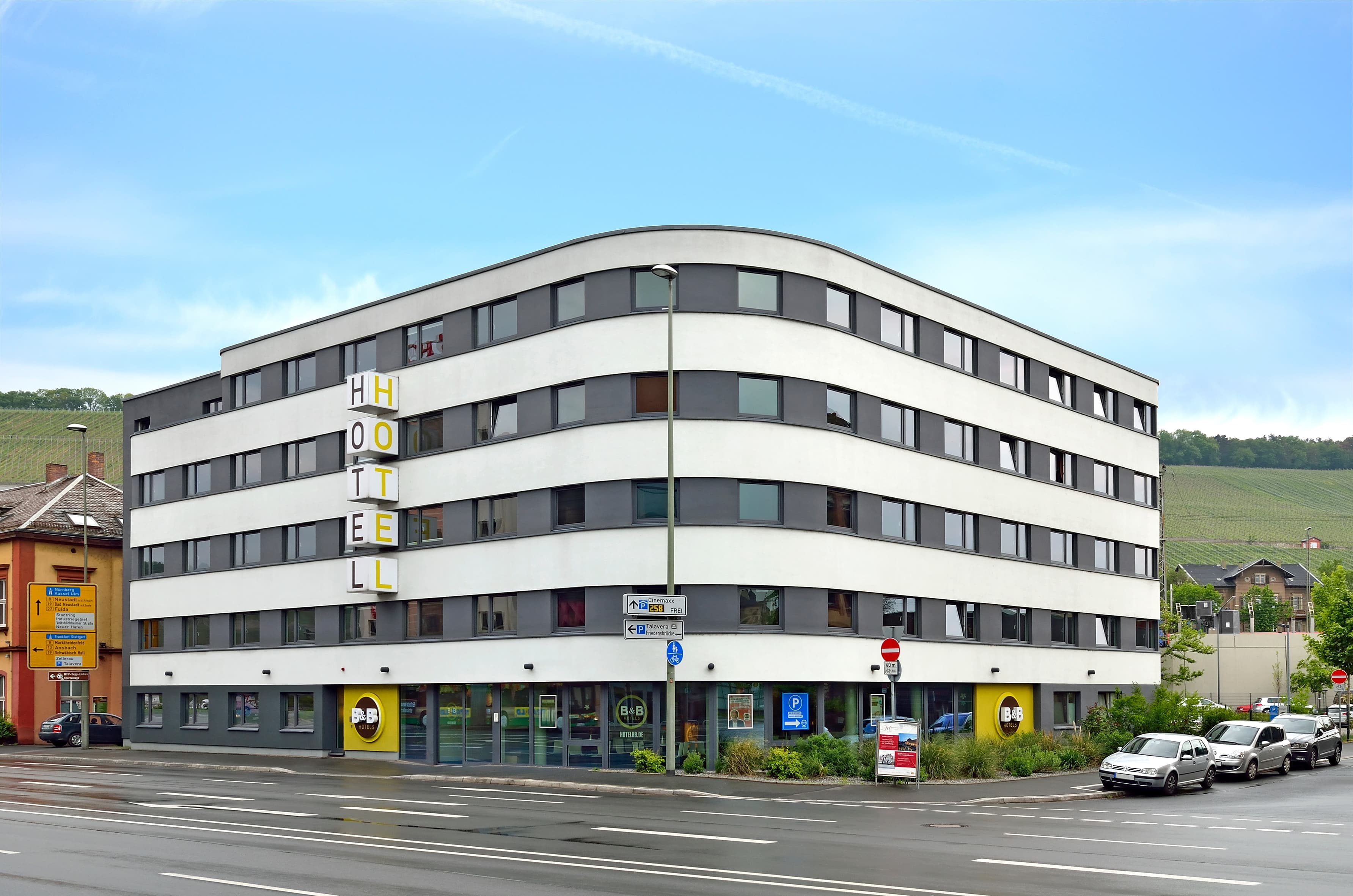B&B HOTEL Würzburg-City Ansicht 2