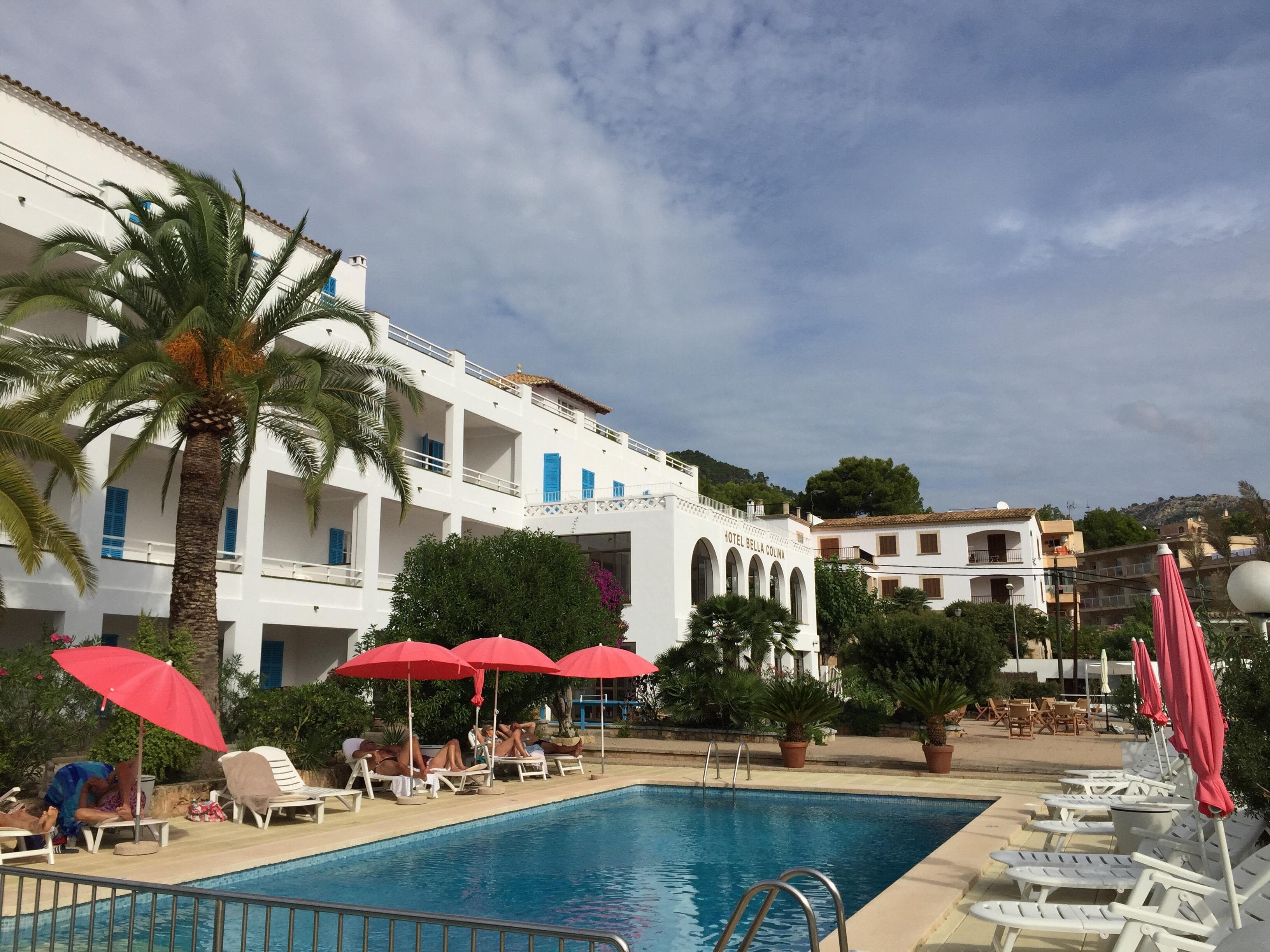 Bella Colina I Vintage Hotel 1953
