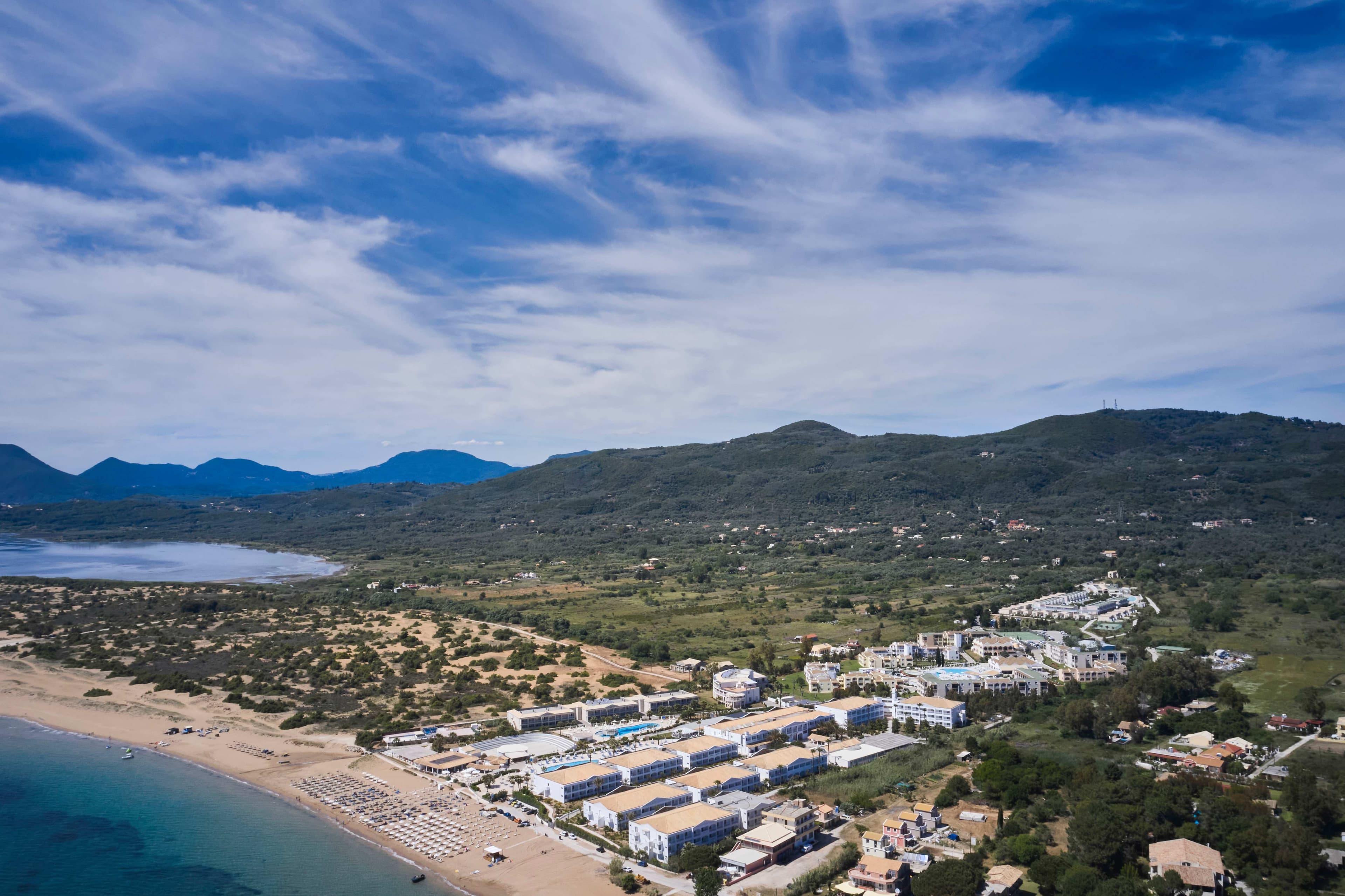 Sandy Beach Resort Ansicht 2