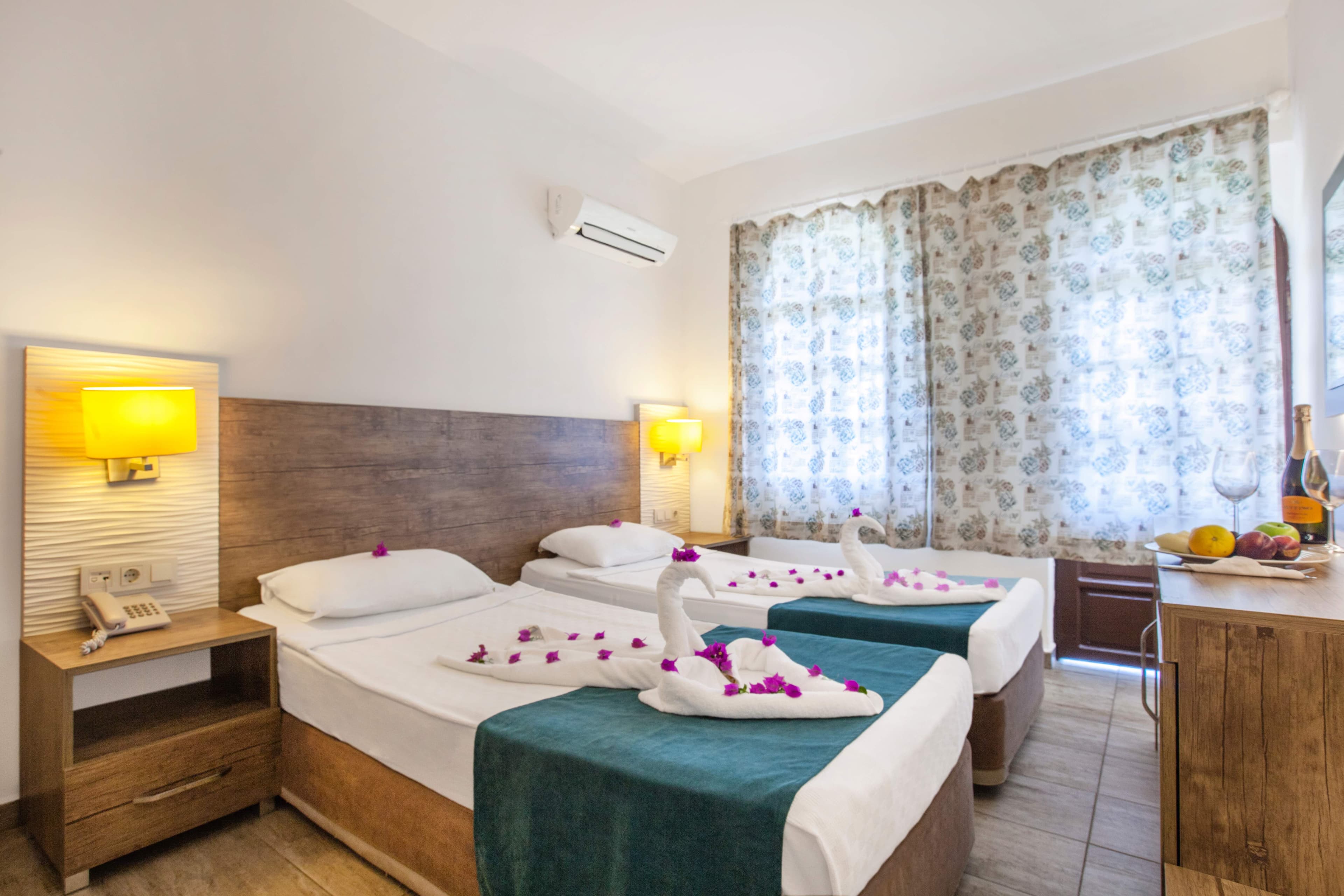 Illusion Beach & Club Hotel Ansicht 4