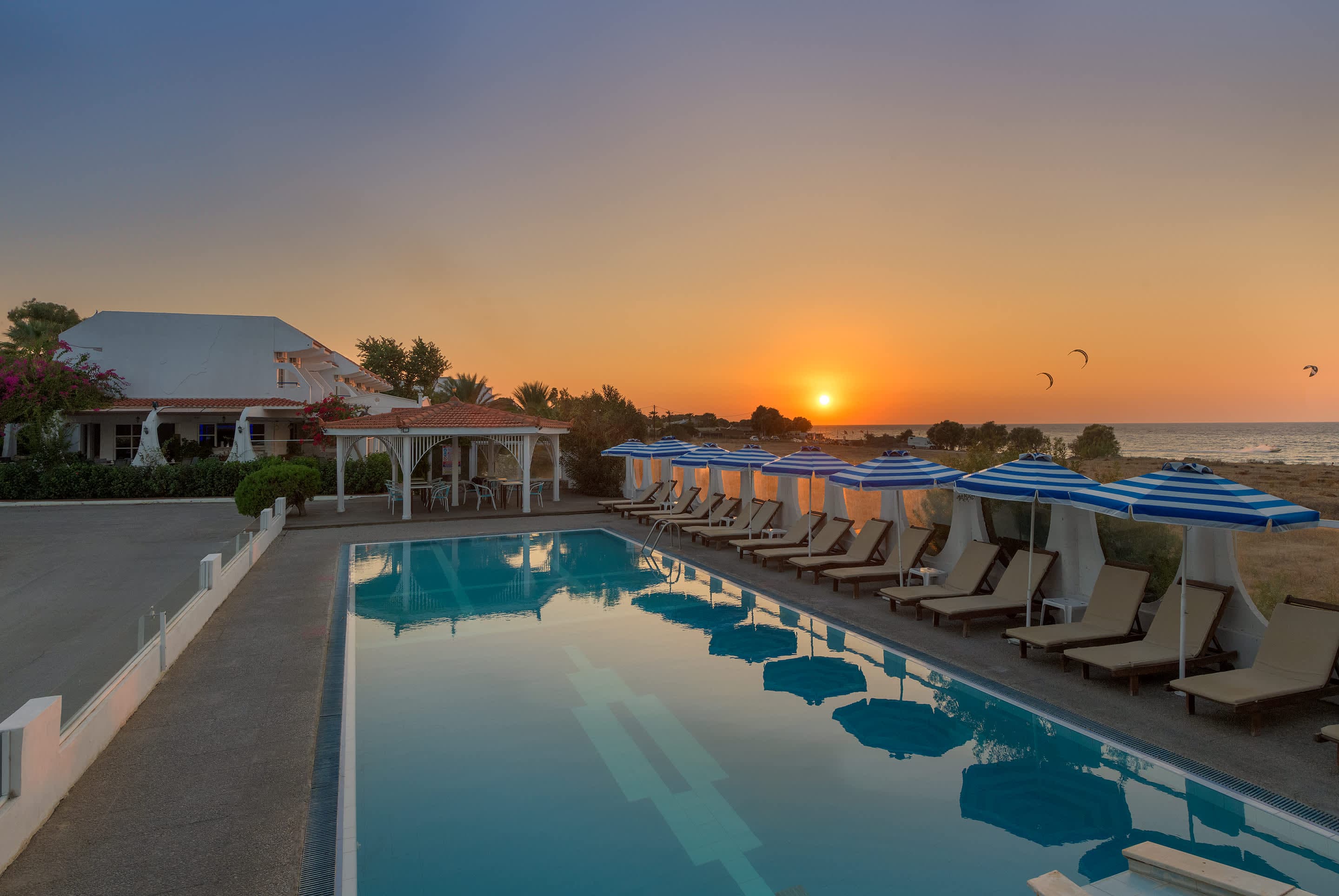 Hotel Nirvana Beach Ansicht 9
