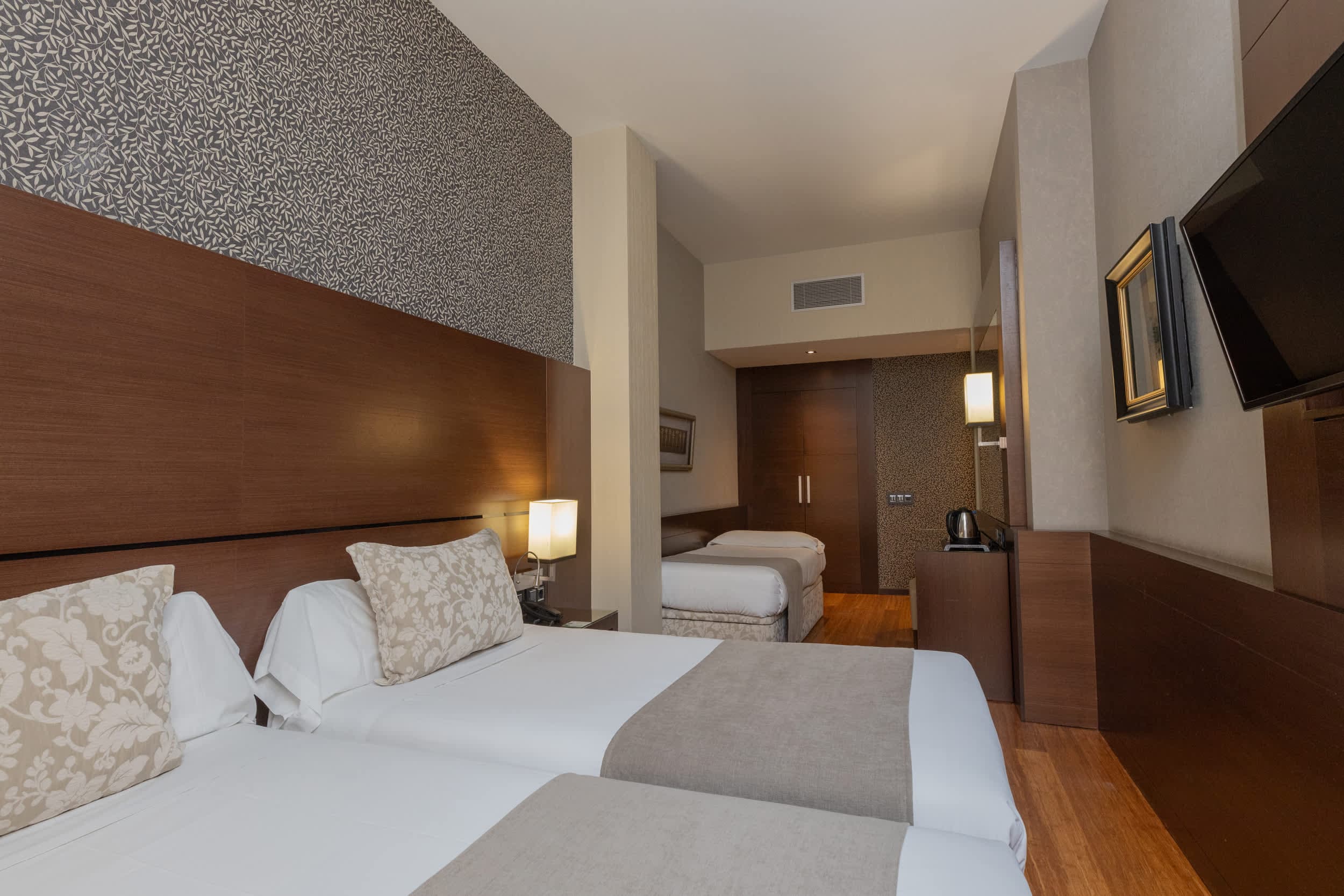 Barcelona Hotel Colonial Ansicht 5