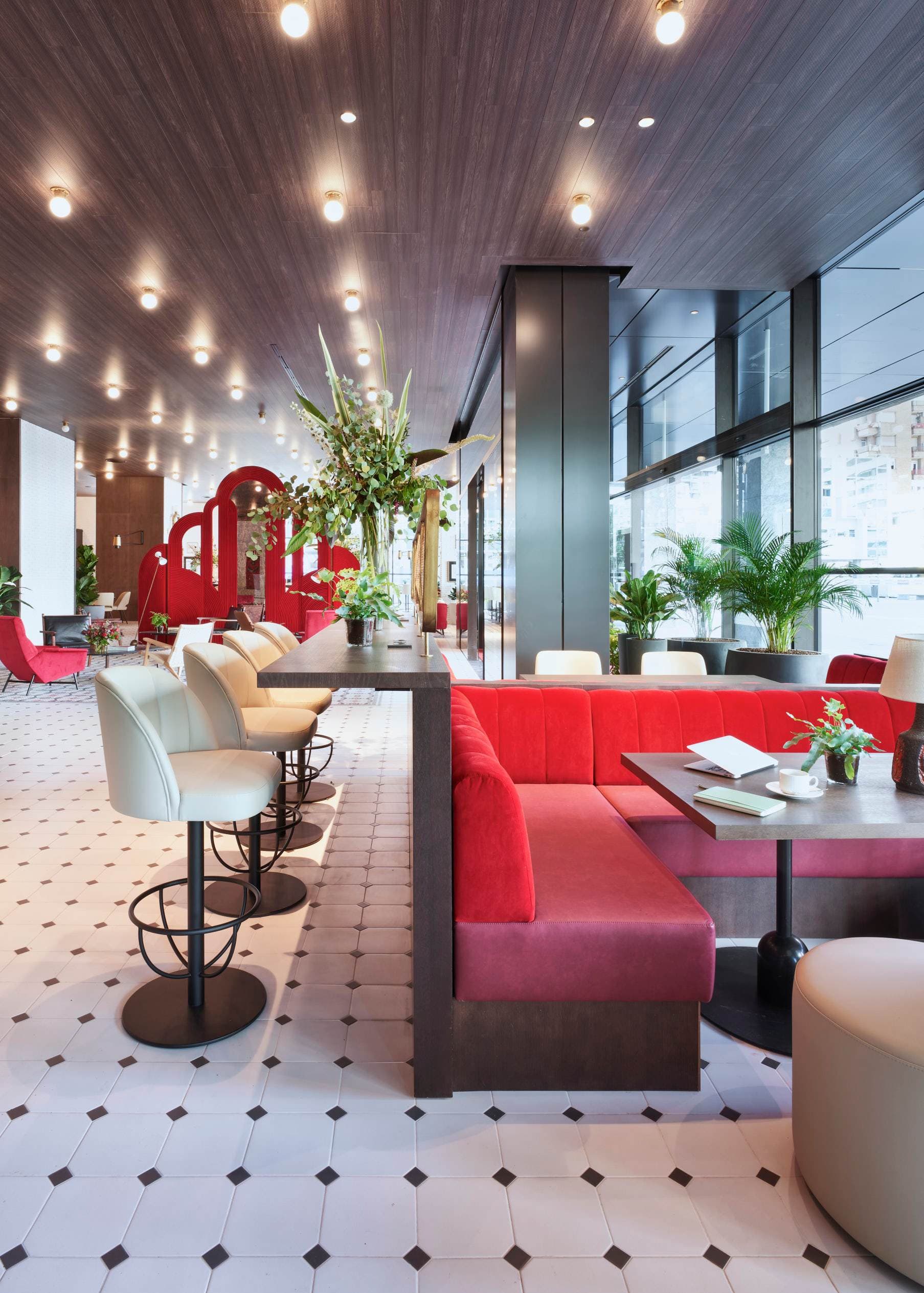 Canopy by Hilton Madrid Castellana Ansicht 7