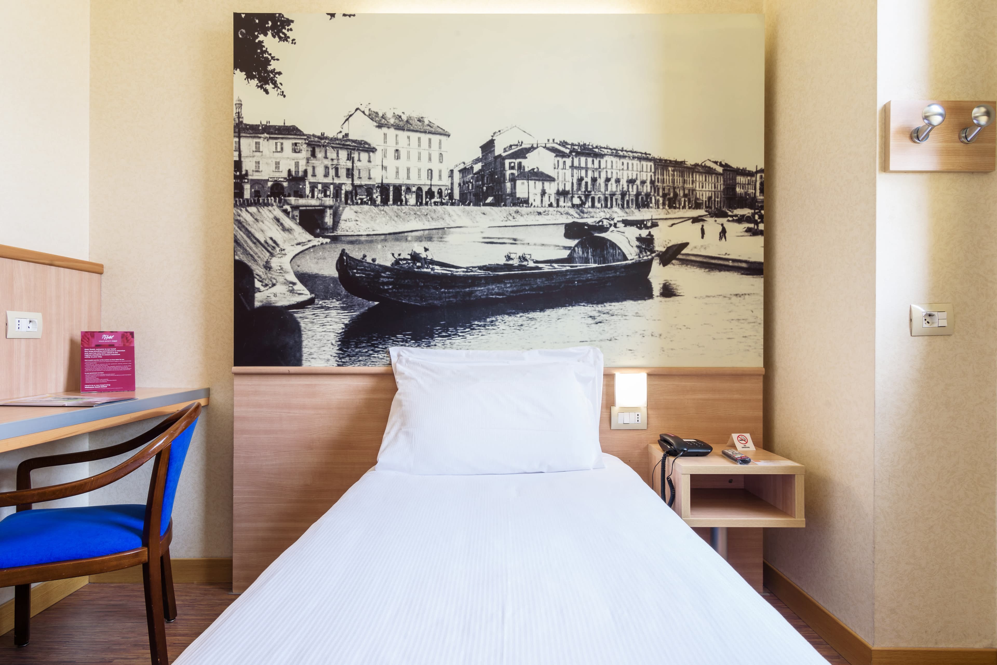 B&B Hotel Milano Aosta Ansicht 2