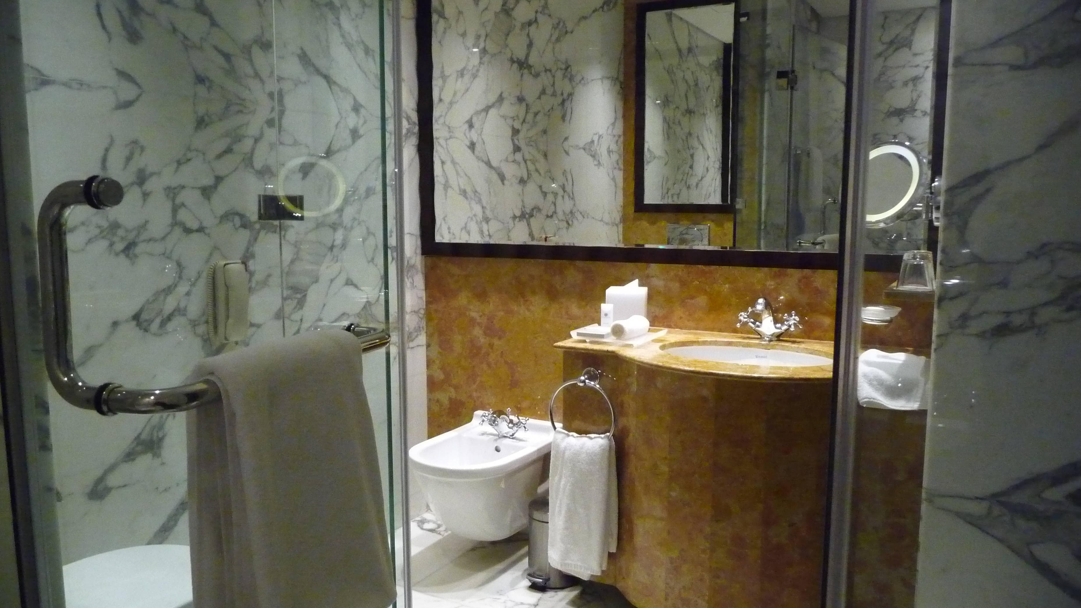 Crowne Plaza Jumeirah Dubai Ansicht 6