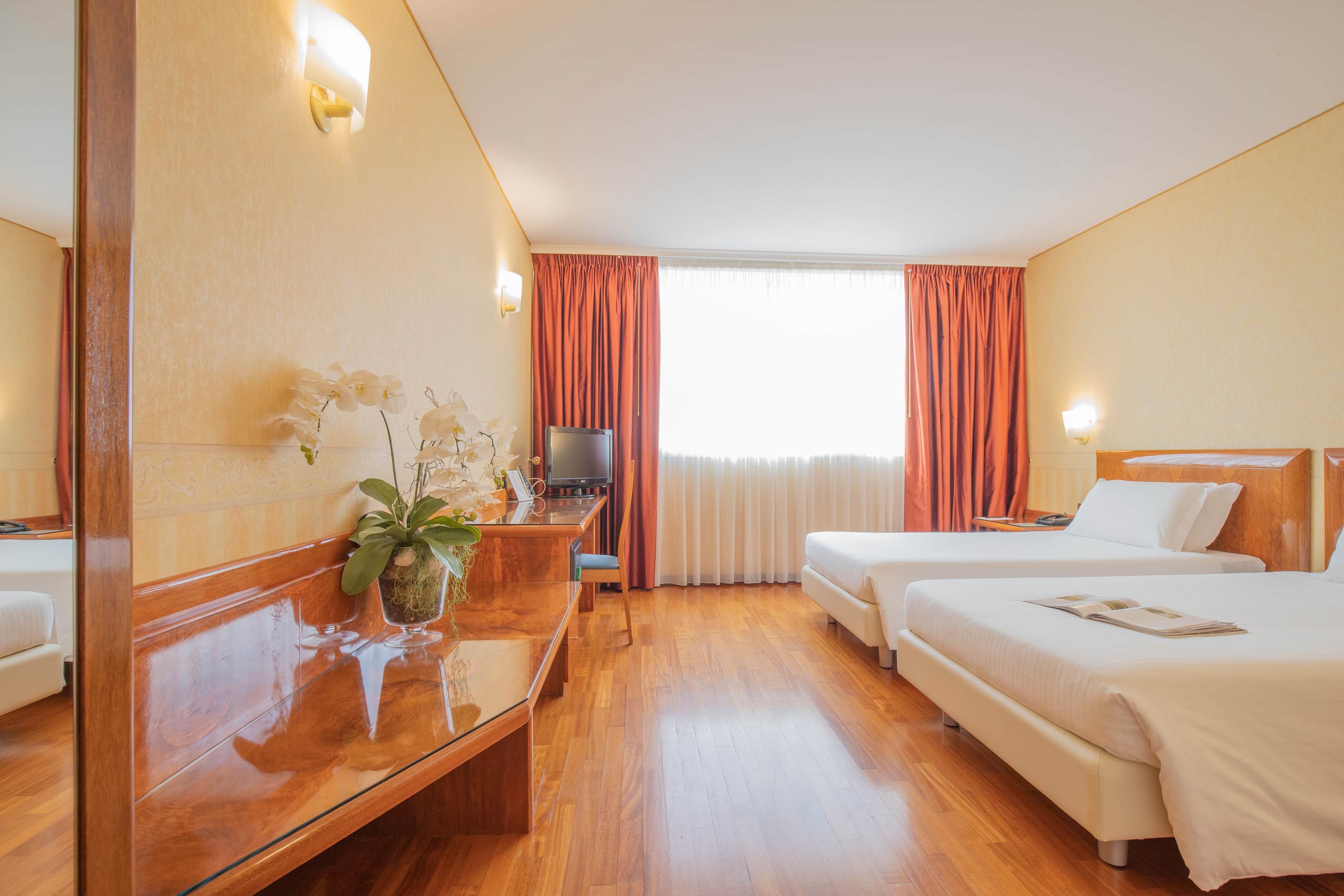 Montresor Hotel Tower Ansicht 5