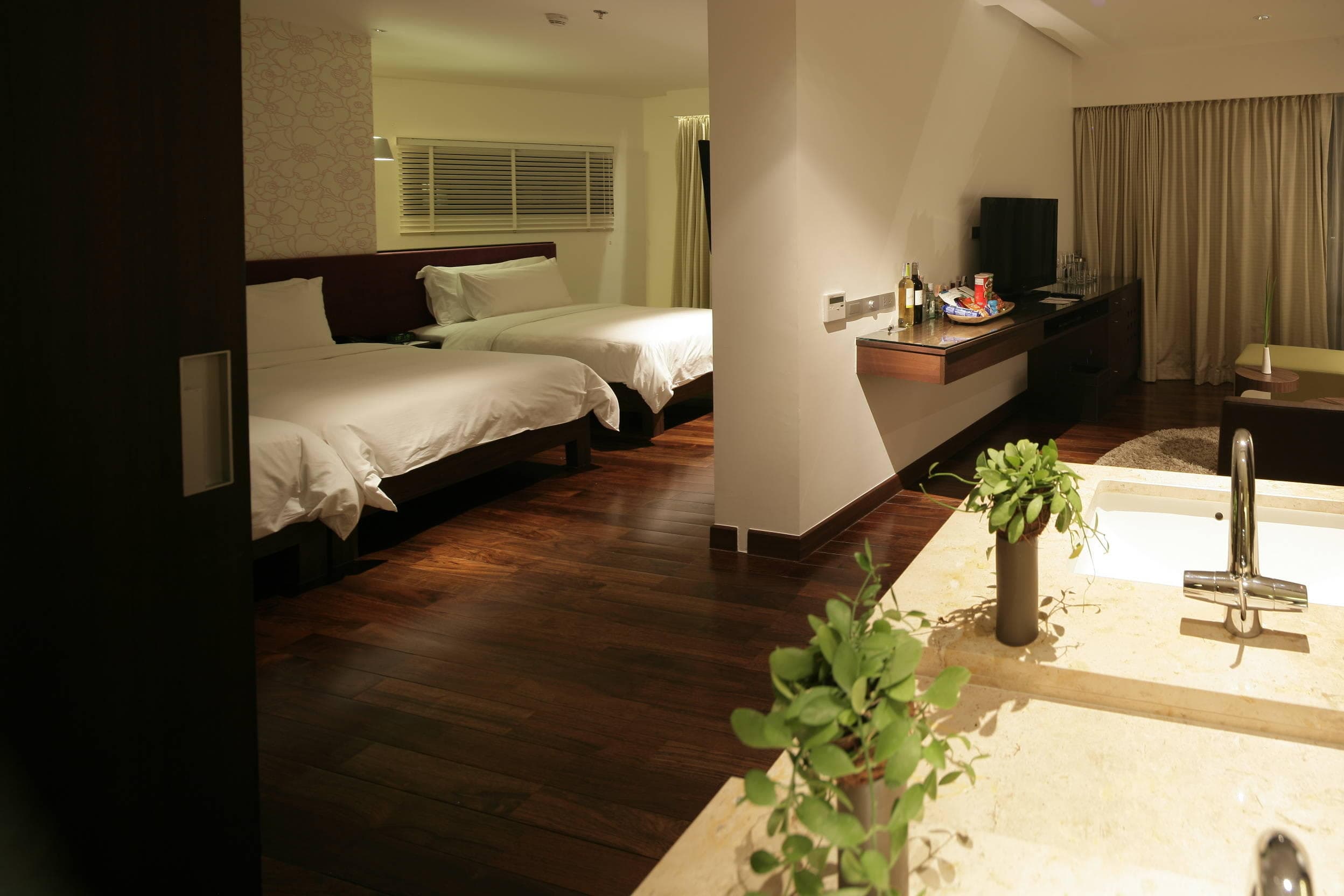 LiT BANGKOK Hotel Ansicht 3
