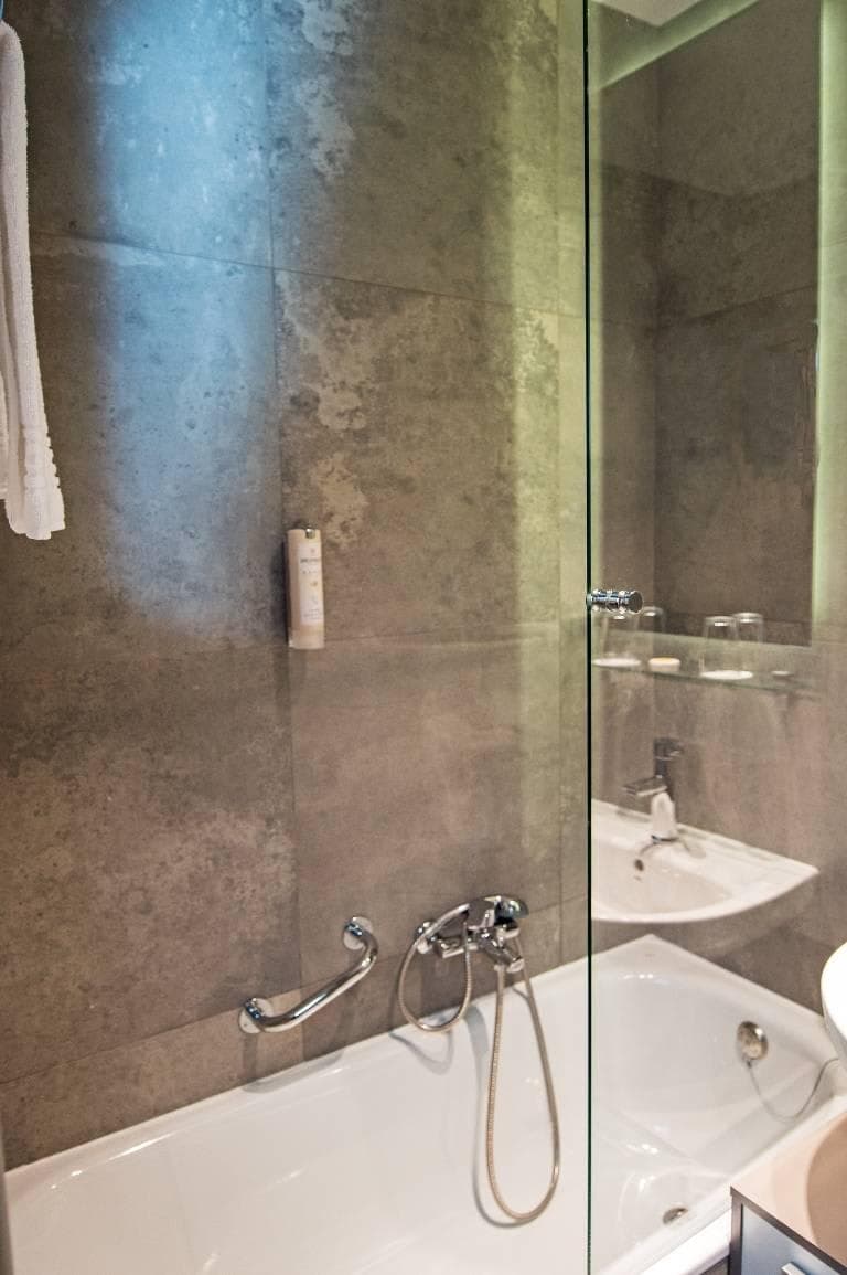 Drake Longchamp Swiss Quality Hotel Ansicht 4