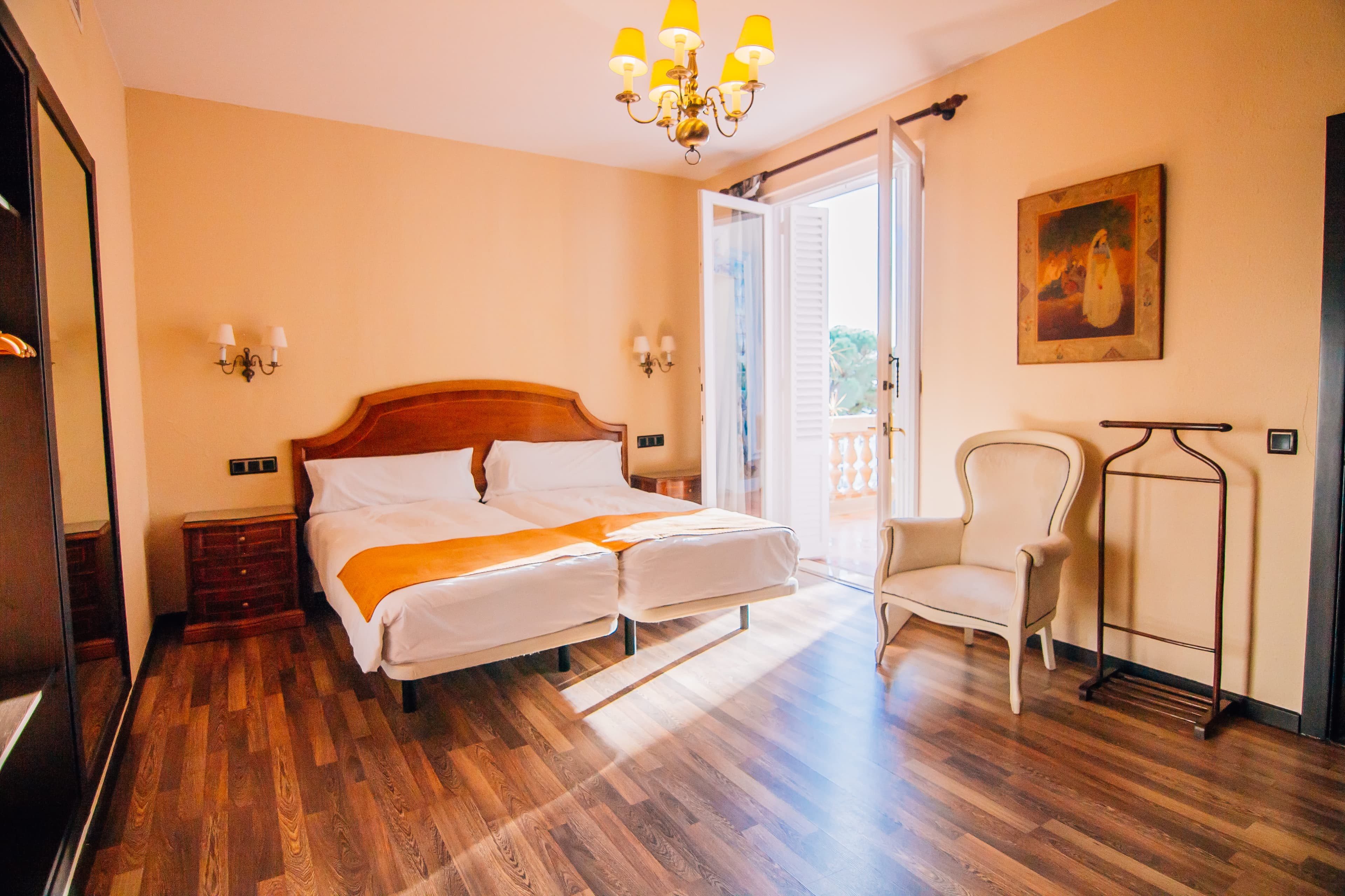 Hotel Roger de Flor Seleqtta Ansicht 4