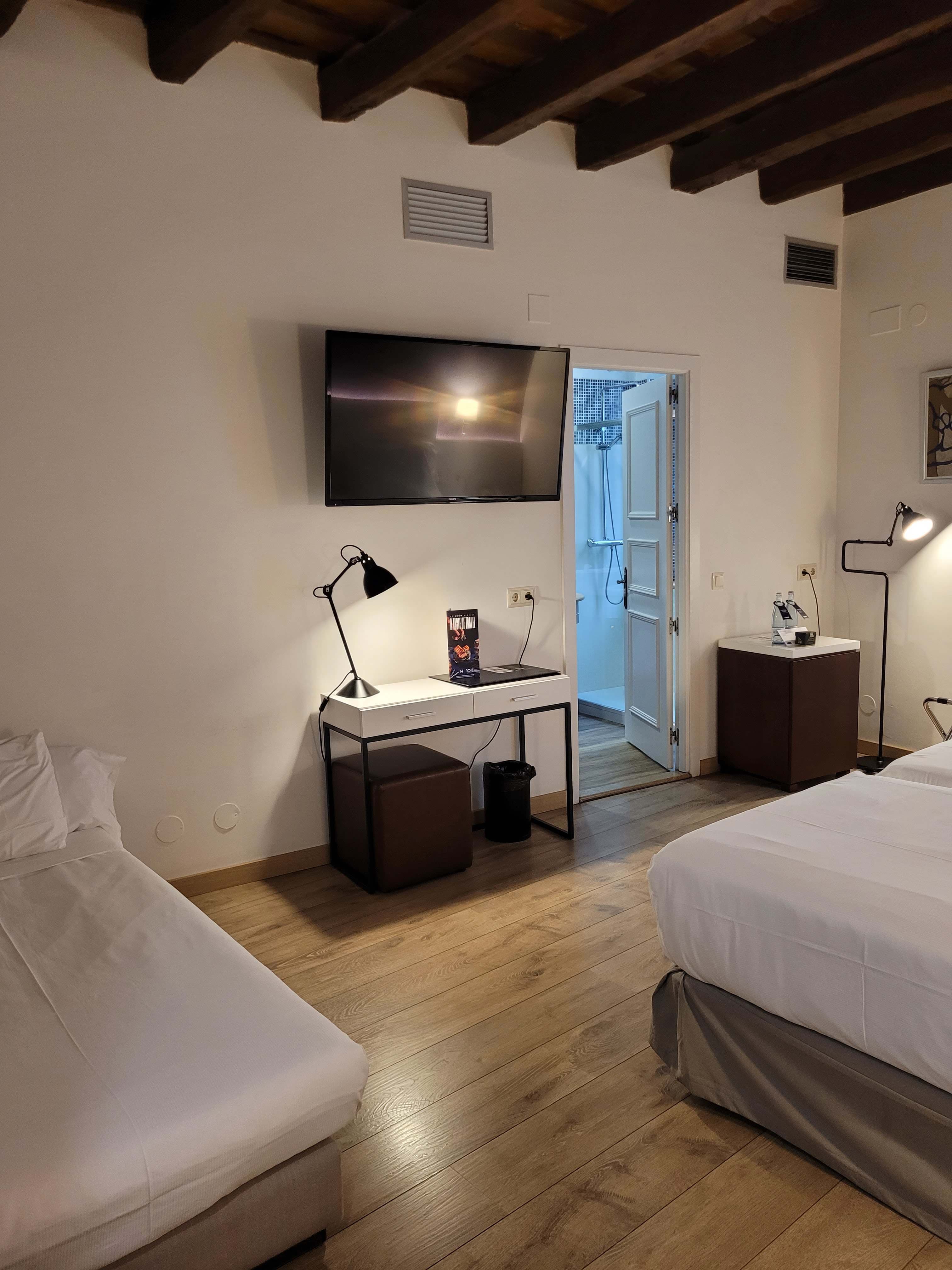 H10 Racó del Pi Boutique Hotel Ansicht 8