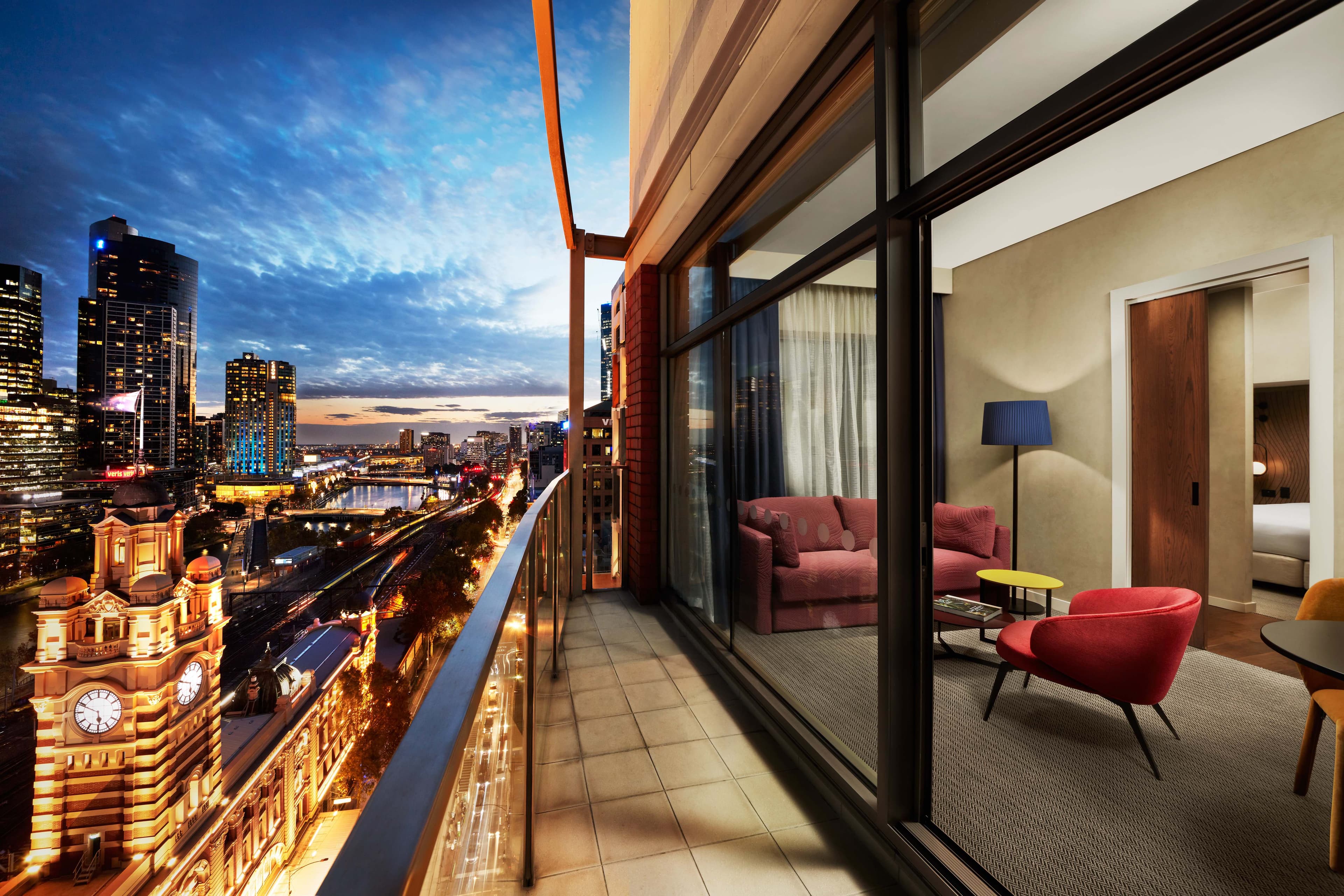 DoubleTree by Hilton Hotel Melbourne - Flinders Street Ansicht 2