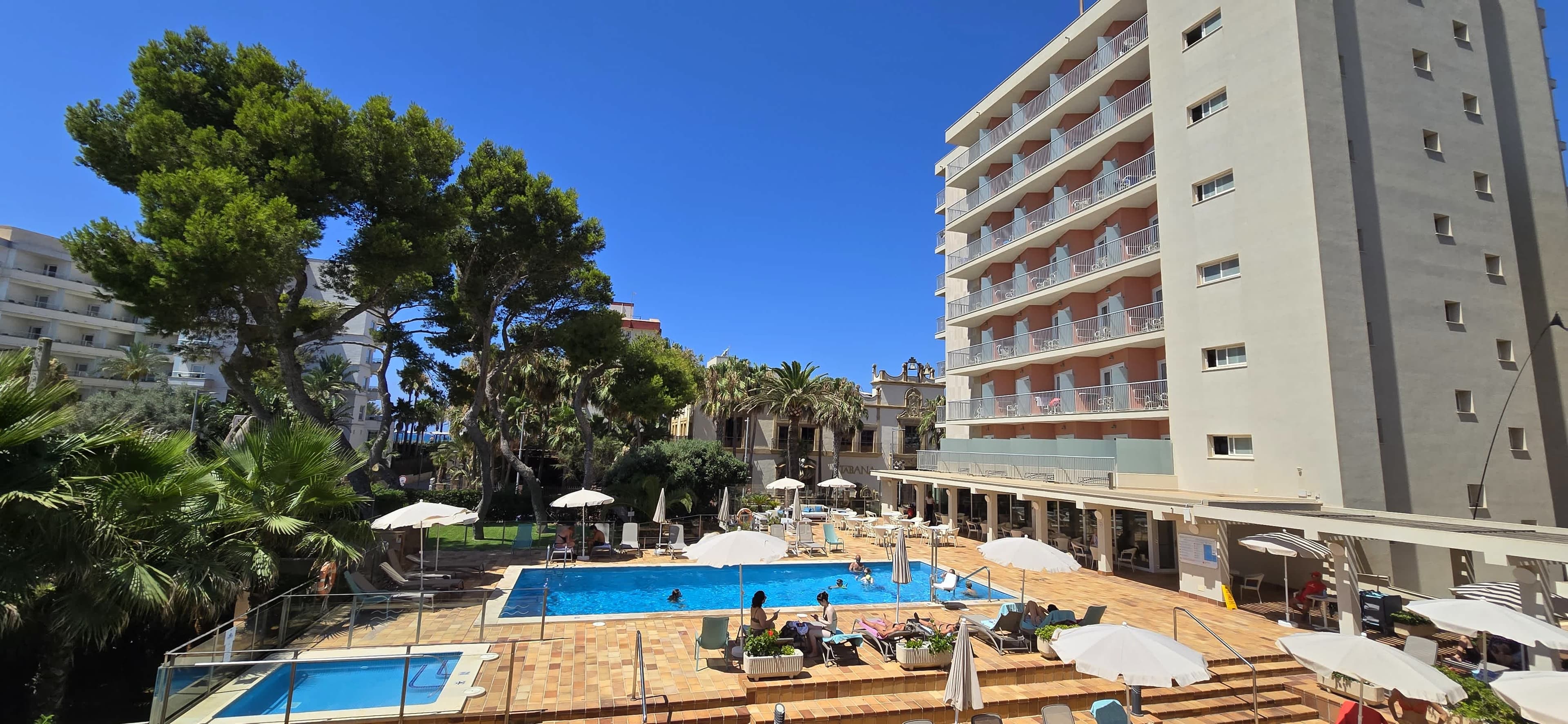 Hotel & Appartements Leman Ansicht 7