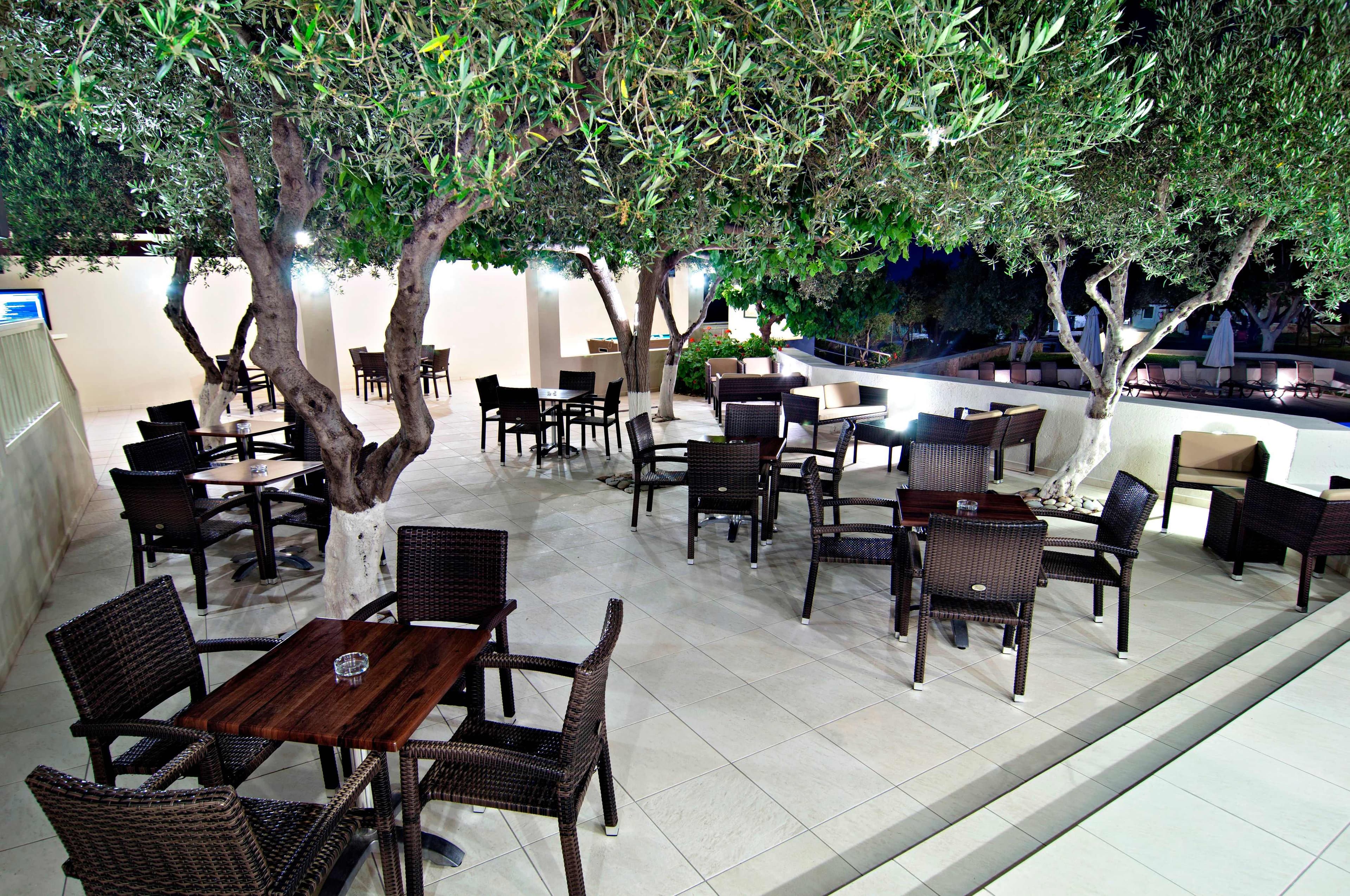 Ourania Apartments Hotel Ansicht 9
