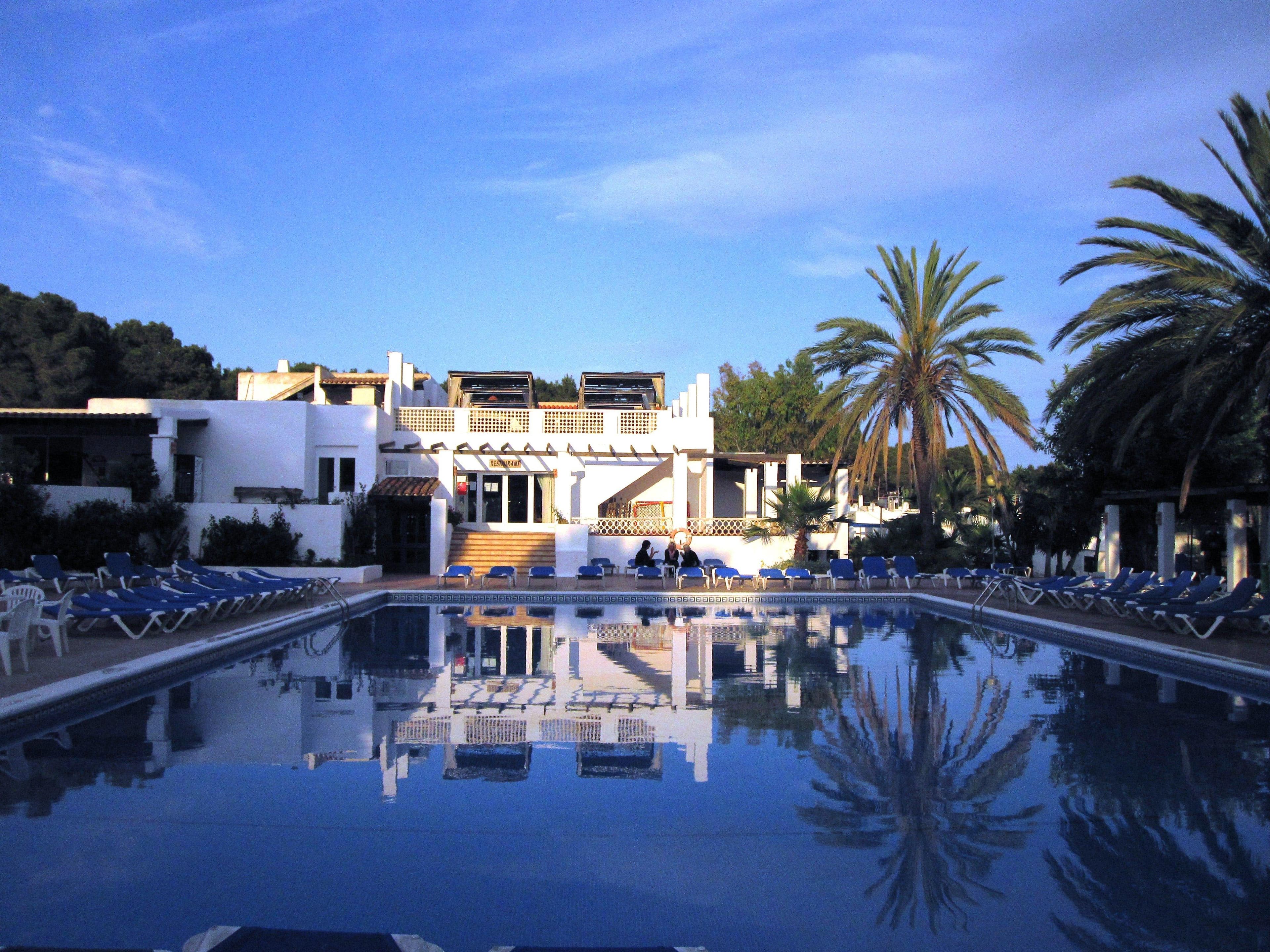 Cala Llenya Resort Ibiza Ansicht 9