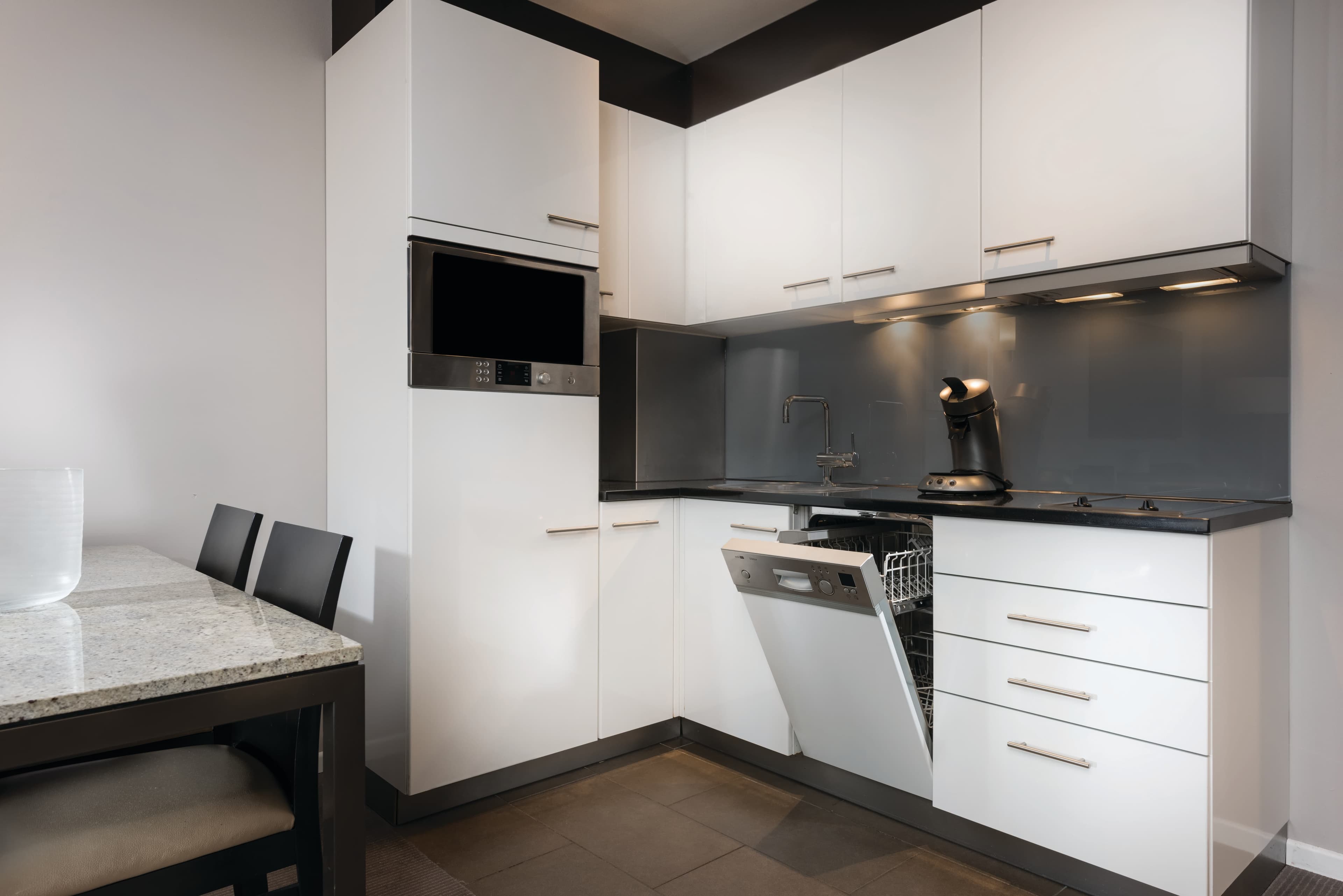 Adina Apartment Hotel Frankfurt Neue Oper Ansicht 9