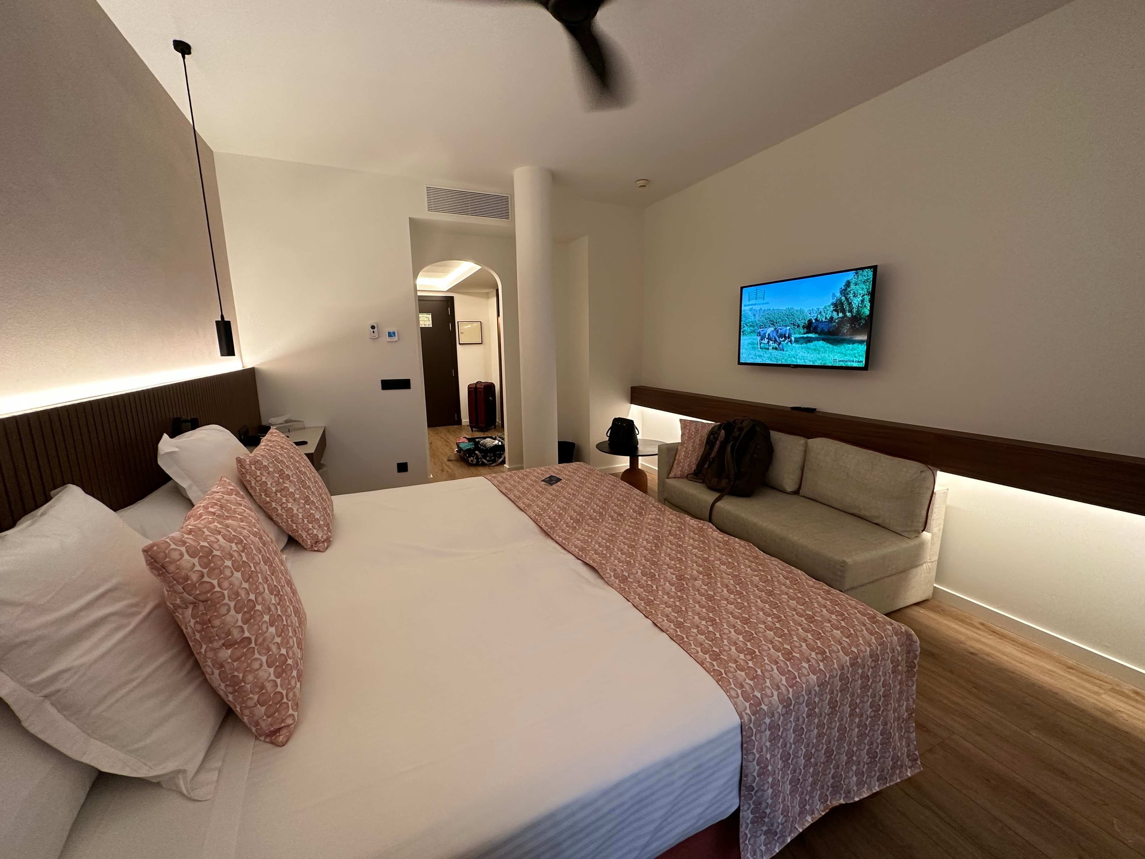 Hotel Port Ciutadella Ansicht 4