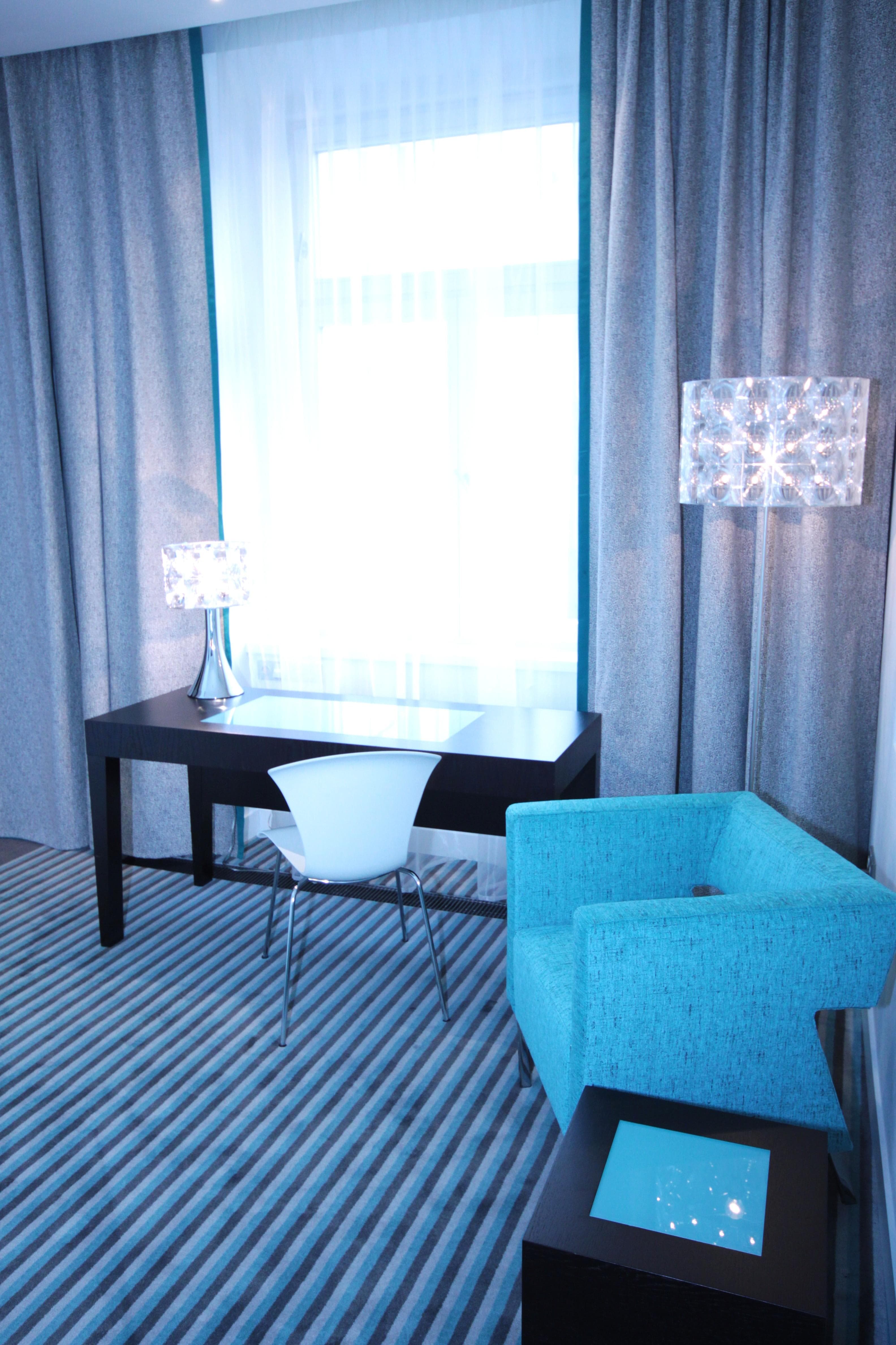 Red & Blue Design Hotel Prague Ansicht 3