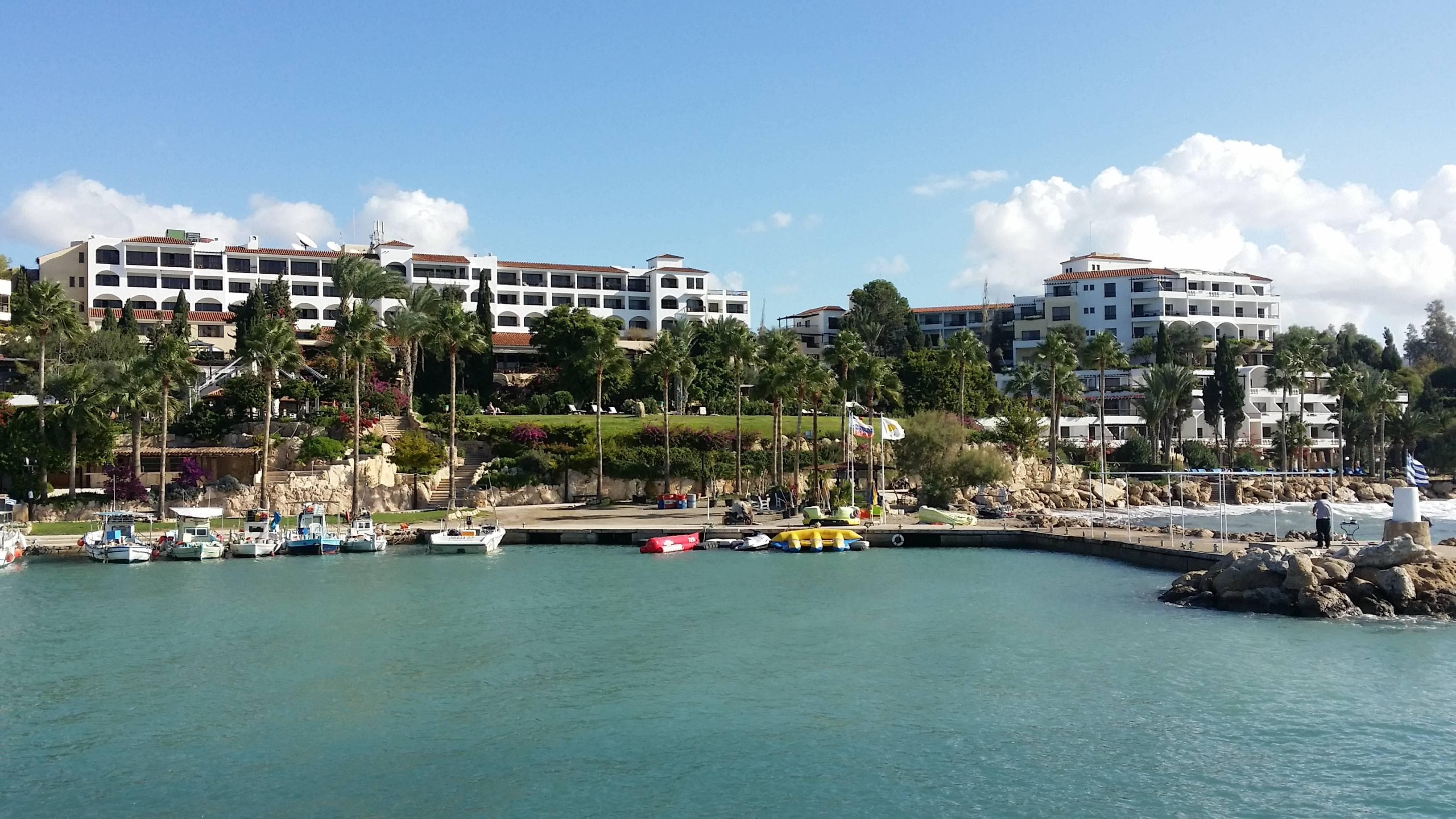 Coral Beach Hotel & Resort Ansicht 3