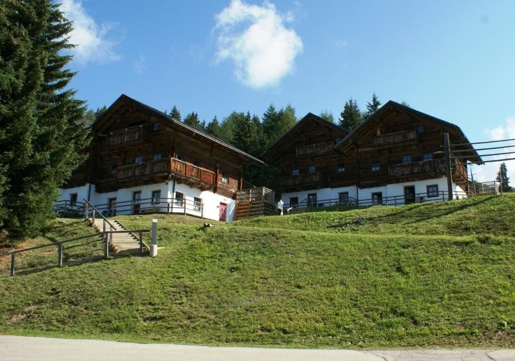 Almdorf & Sporthotel Hochlienz