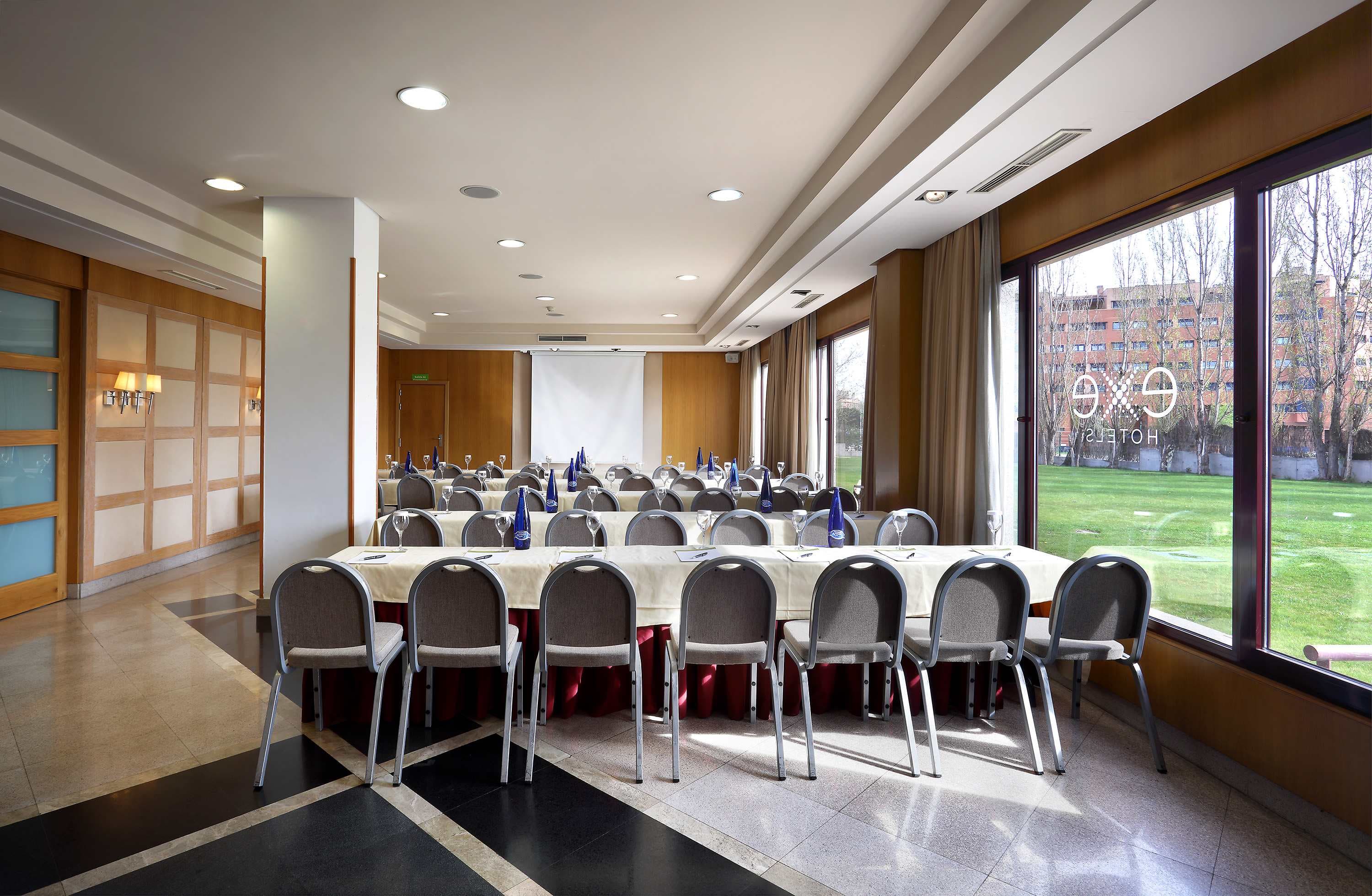 Hotel Exe Getafe Ansicht 8