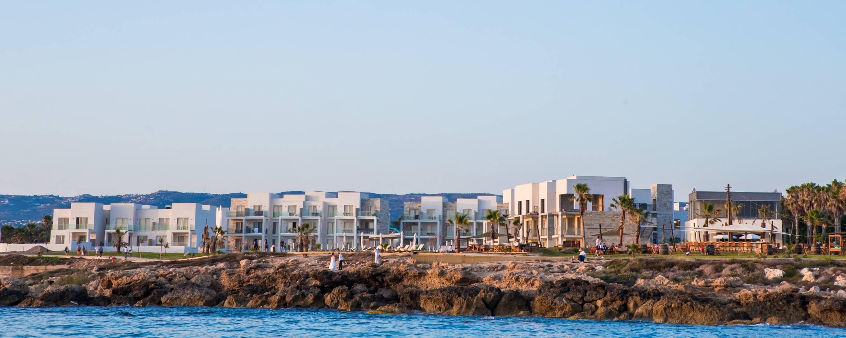 Amphora Hotel & Suites
