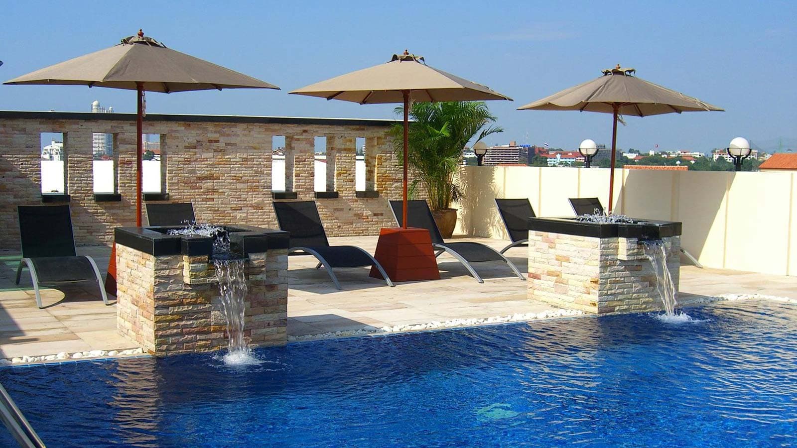 Amari Nova Suites Pattaya Ansicht 9