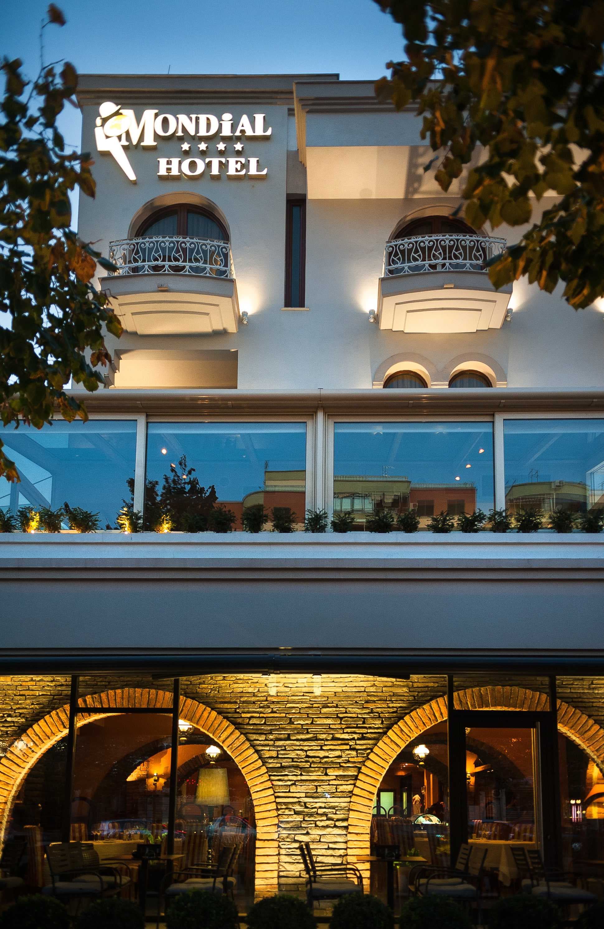Hotel Mondial Tirana Ansicht 2