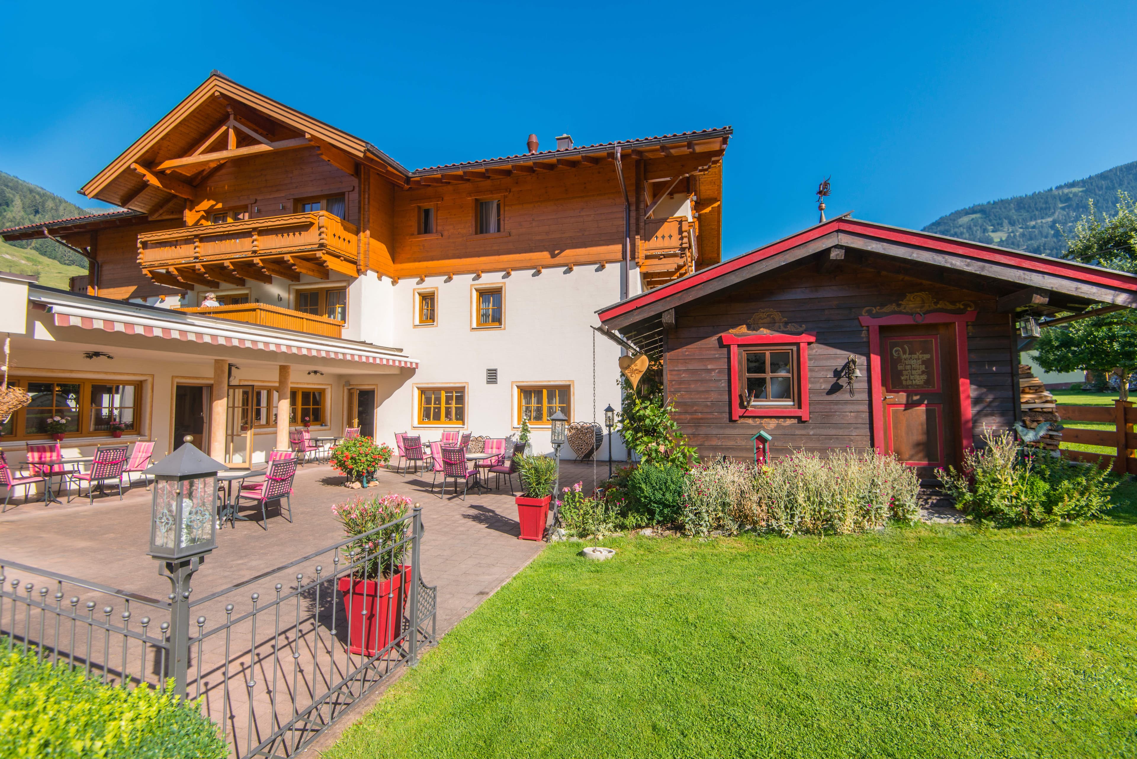 Landhaus & Appartementhaus Haussteiner Ansicht 3