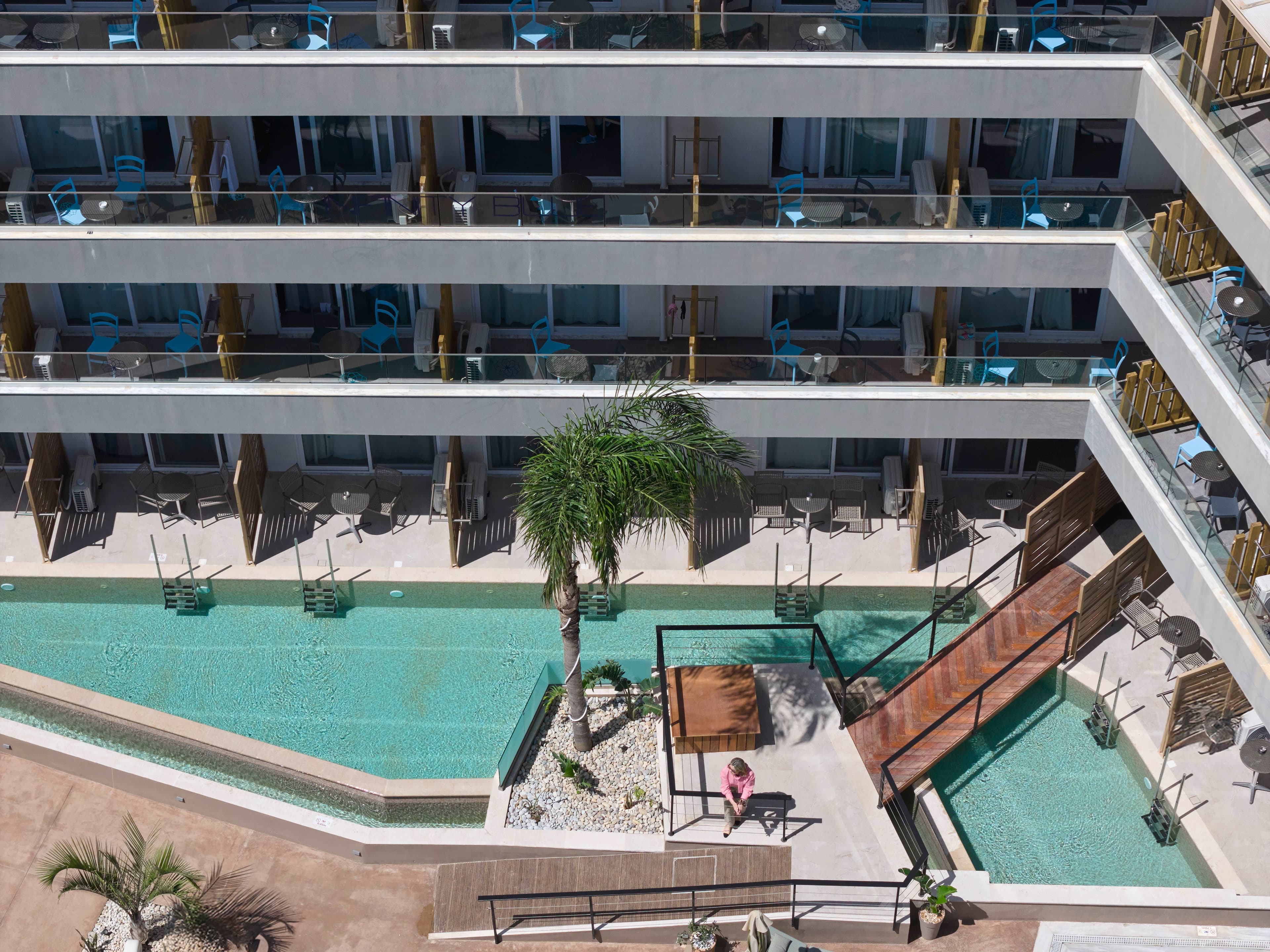 Enorme Infinity Beach Ansicht 9